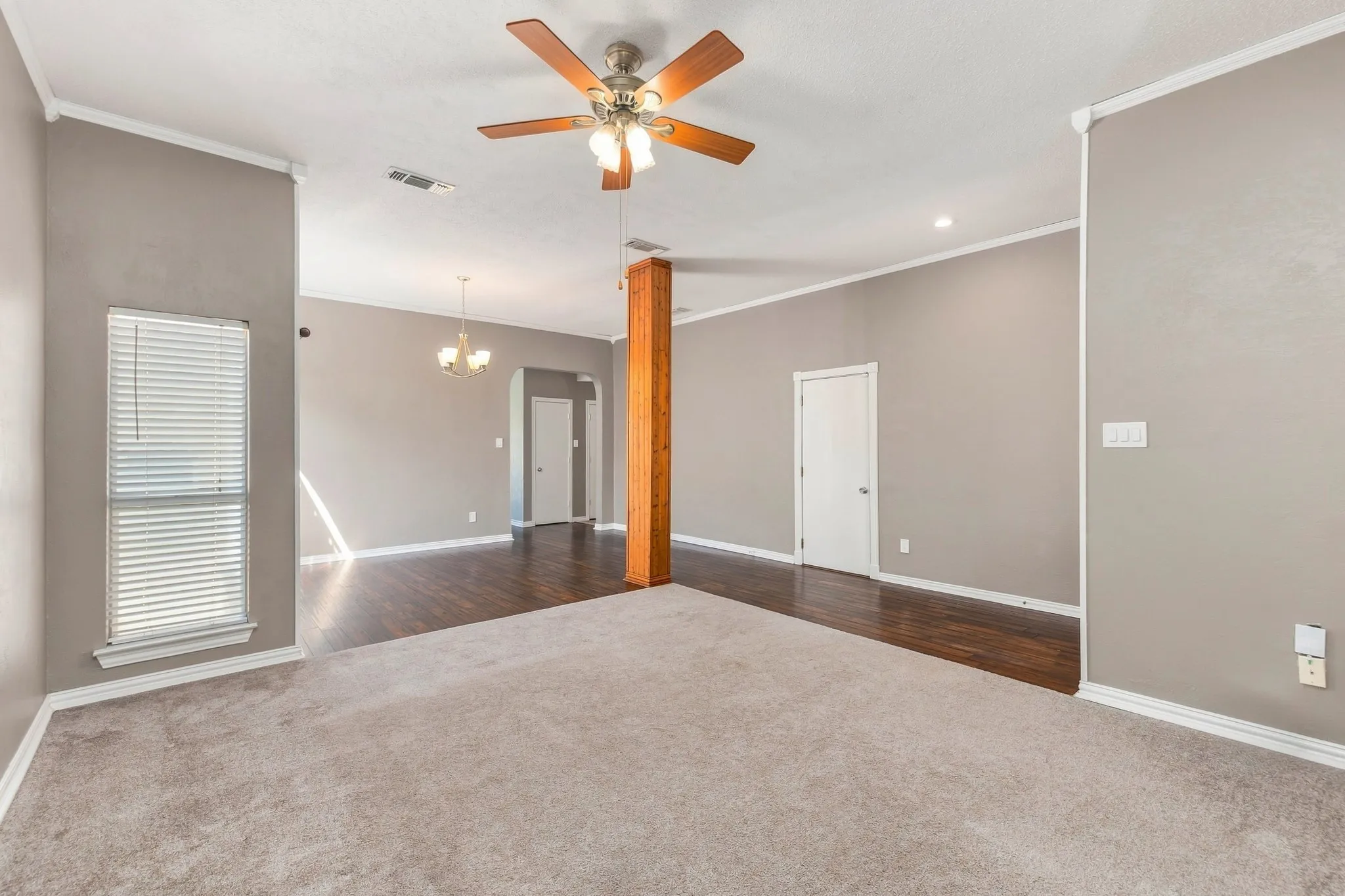 Single Family Residence For Sale in Tarrant County , 5906 Polo Club Drive, Arlington, Texas 76017, 4 Bedroom, 2 Bathroom, 2 Garage spaces, 1,832 Sqft, built in 1985, mls#21378489, Real Estate Agent in Arlington, Homes For Sale in Tarrant county, Homes For Sale in Arlington, Realtor in Arlington Texas, Real Estate Brokerage Independent Realty Texas, Luminita Cordes Realtor