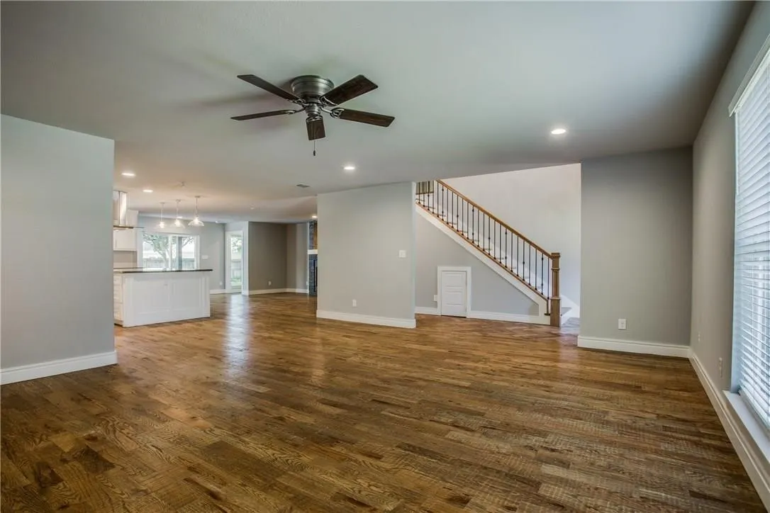 Single Family Residence For Rent in Tarrant County , 4767 Overton Woods Drive, Fort Worth, Texas 76109, 6 Bedroom, 8 Bathroom, 3 Garage spaces, 5,303 Sqft, built in 1980, mls#21383059, Real Estate Agent in Fort Worth, Homes For Rent in Tarrant county, Homes For Rent in Fort Worth, Realtor in Fort Worth Texas, Real Estate Brokerage Independent Realty Texas, Luminita Cordes Realtor