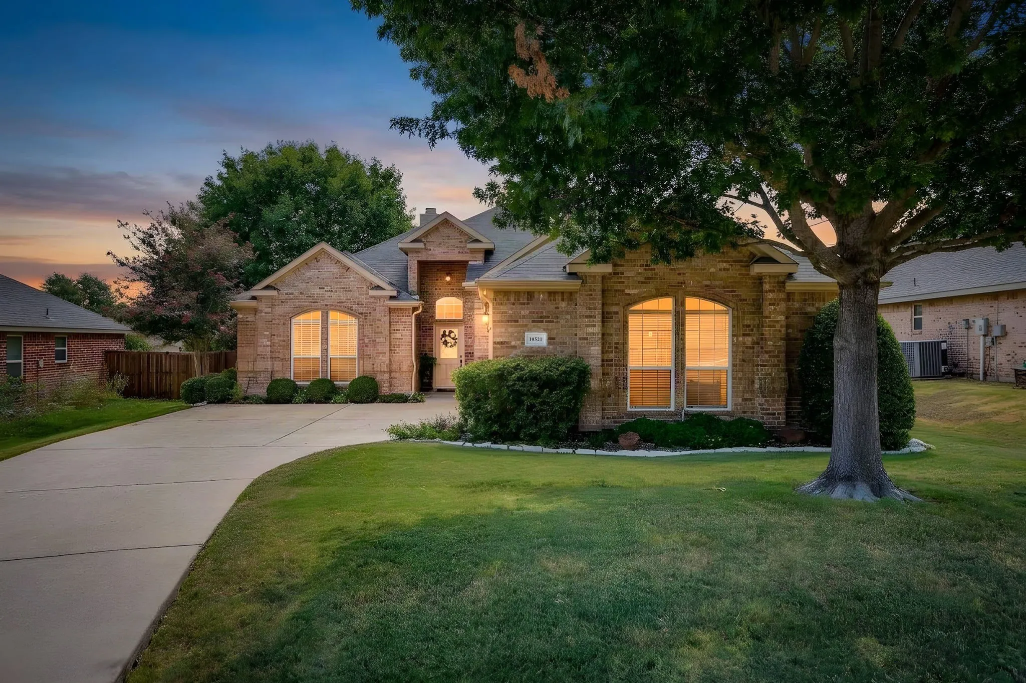 Welcome to the Hills of Whitestone in Benbrook, TX.