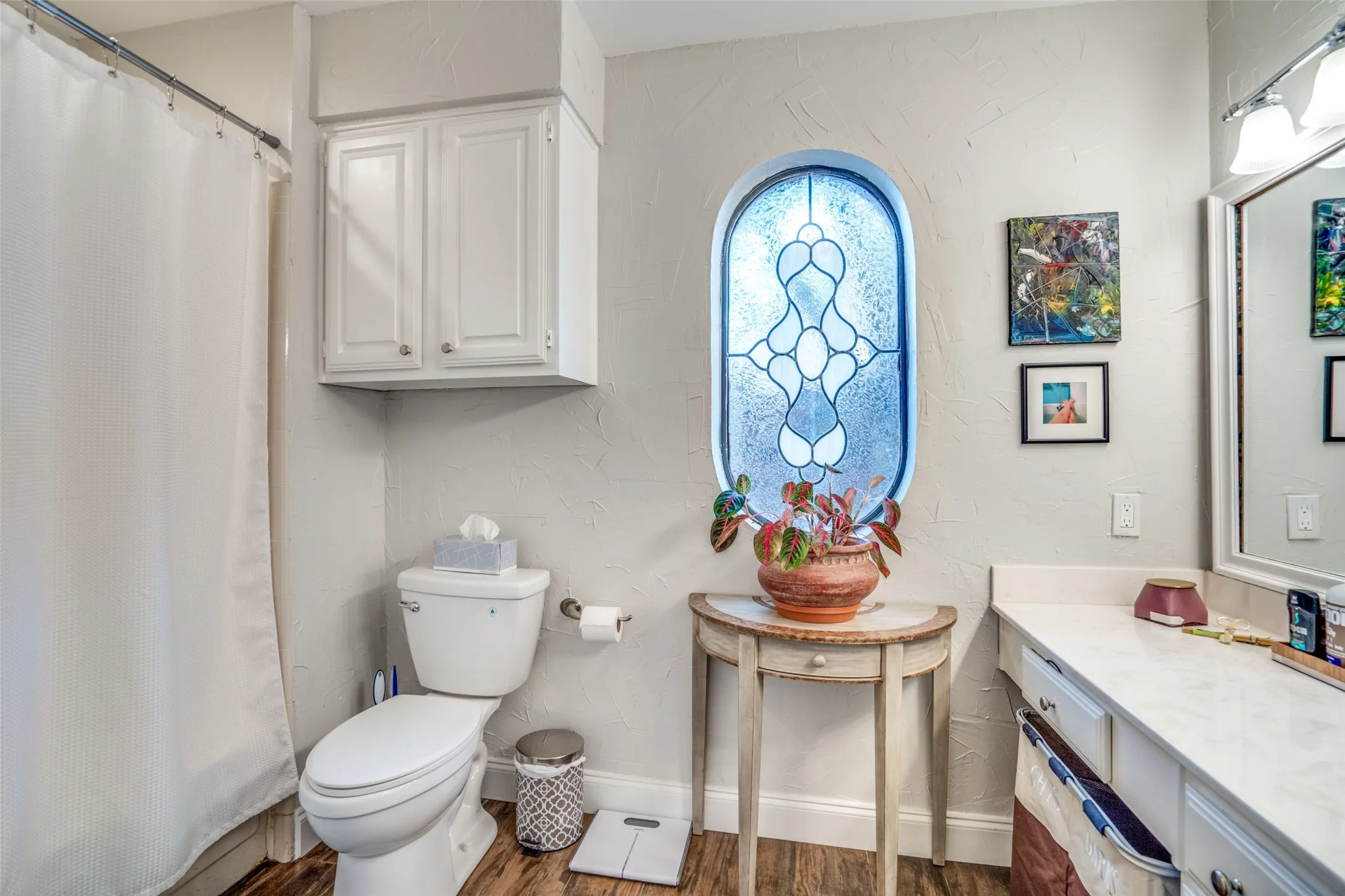Single Family Residence For Rent in Dallas County , 17072 Vinland Drive, Addison, Texas 75001, 2 Bedroom, 2 Bathroom, 2 Garage spaces, 1,539 Sqft, built in 1983, mls#21383507, Real Estate Agent in Addison, Homes For Rent in Dallas county, Homes For Rent in Addison, Realtor in Addison Texas, Real Estate Brokerage Independent Realty Texas, Luminita Cordes Realtor