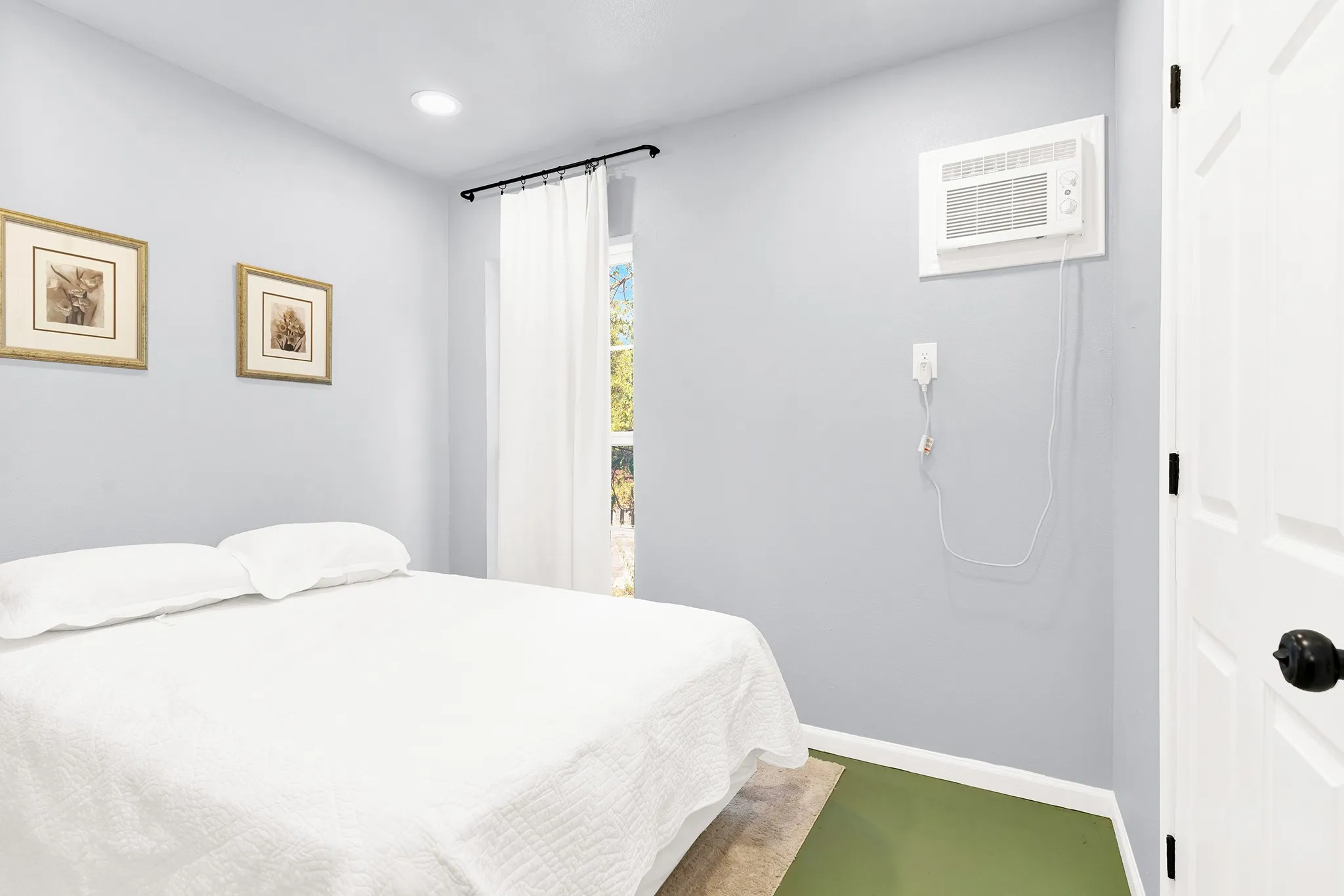 Bedroom in Workshop