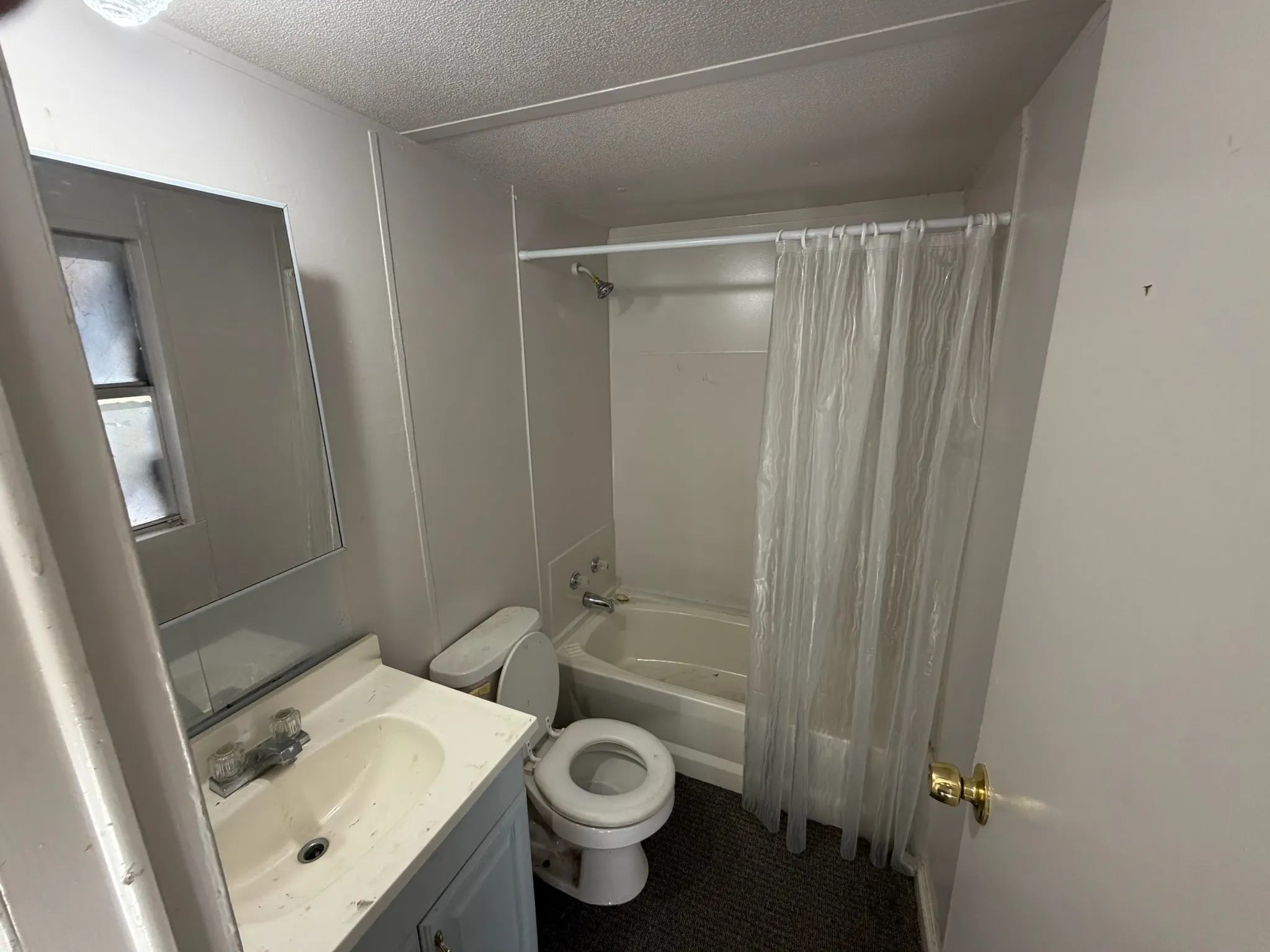 Manufactured Home For Sale in Hunt County , 3278 Cedar Bnd Drive, Wills Point, Texas 75169, 3 Bedroom, 2 Bathroom, Garage spaces, 784 Sqft, built in 2020, mls#21383373, Real Estate Agent in Wills Point, Homes For Sale in Hunt county, Homes For Sale in Wills Point, Realtor in Wills Point Texas, Real Estate Brokerage Independent Realty Texas, Luminita Cordes Realtor