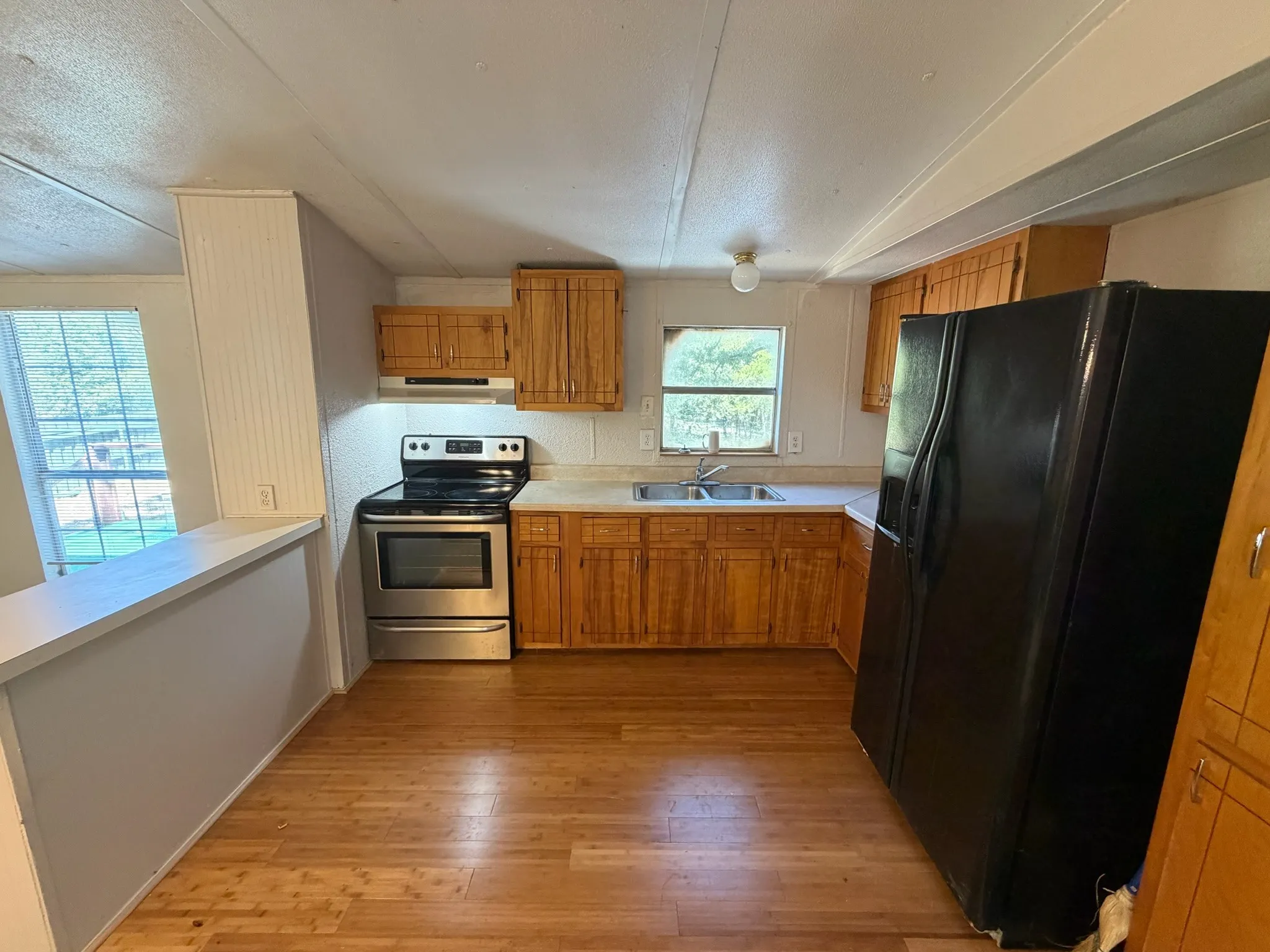 Manufactured Home For Sale in Hunt County , 3278 Cedar Bnd Drive, Wills Point, Texas 75169, 3 Bedroom, 2 Bathroom, Garage spaces, 784 Sqft, built in 2020, mls#21383373, Real Estate Agent in Wills Point, Homes For Sale in Hunt county, Homes For Sale in Wills Point, Realtor in Wills Point Texas, Real Estate Brokerage Independent Realty Texas, Luminita Cordes Realtor