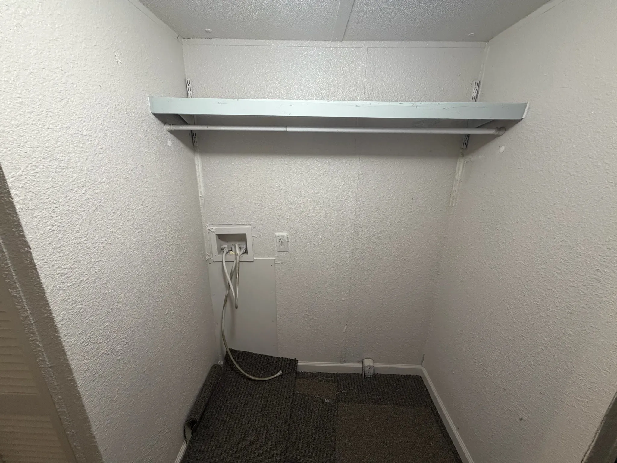 Manufactured Home For Sale in Hunt County , 3278 Cedar Bnd Drive, Wills Point, Texas 75169, 3 Bedroom, 2 Bathroom, Garage spaces, 784 Sqft, built in 2020, mls#21383373, Real Estate Agent in Wills Point, Homes For Sale in Hunt county, Homes For Sale in Wills Point, Realtor in Wills Point Texas, Real Estate Brokerage Independent Realty Texas, Luminita Cordes Realtor