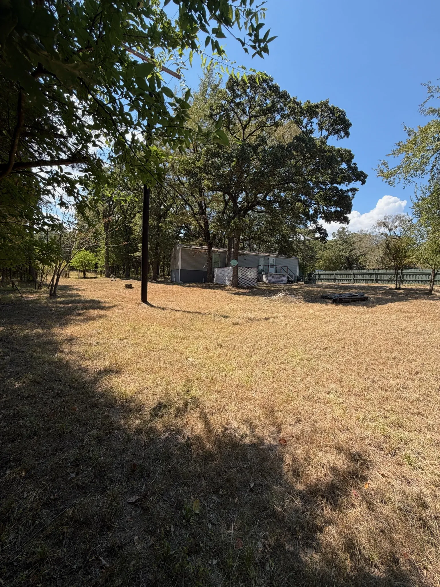 Manufactured Home For Sale in Hunt County , 3278 Cedar Bnd Drive, Wills Point, Texas 75169, 3 Bedroom, 2 Bathroom, Garage spaces, 784 Sqft, built in 2020, mls#21383373, Real Estate Agent in Wills Point, Homes For Sale in Hunt county, Homes For Sale in Wills Point, Realtor in Wills Point Texas, Real Estate Brokerage Independent Realty Texas, Luminita Cordes Realtor
