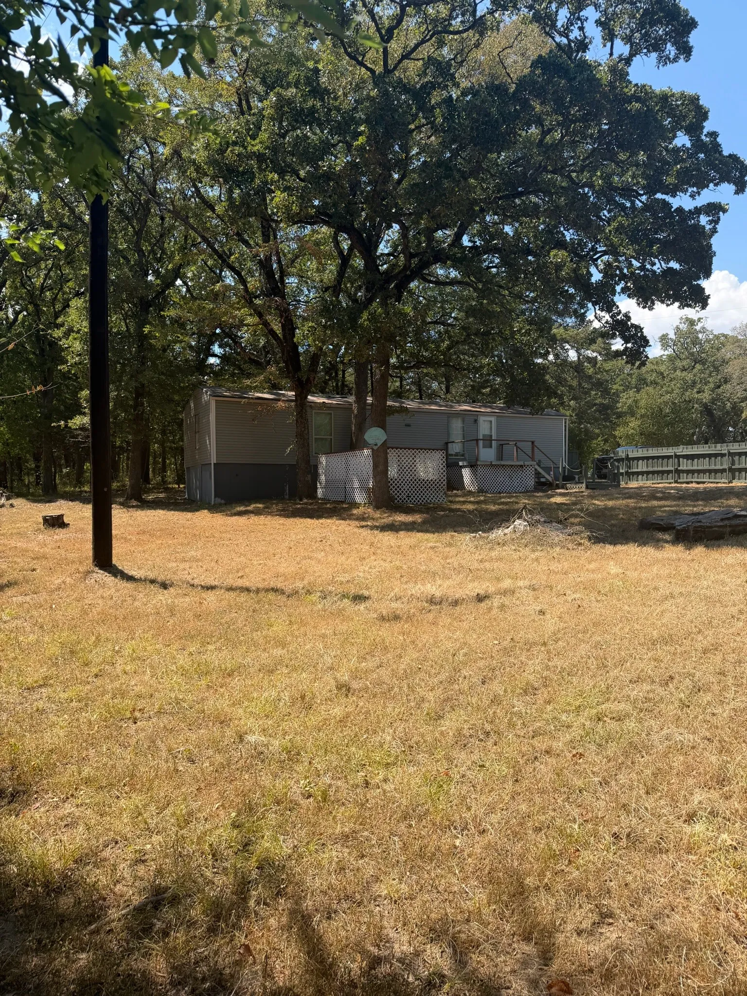 Manufactured Home For Sale in Hunt County , 3278 Cedar Bnd Drive, Wills Point, Texas 75169, 3 Bedroom, 2 Bathroom, Garage spaces, 784 Sqft, built in 2020, mls#21383373, Real Estate Agent in Wills Point, Homes For Sale in Hunt county, Homes For Sale in Wills Point, Realtor in Wills Point Texas, Real Estate Brokerage Independent Realty Texas, Luminita Cordes Realtor