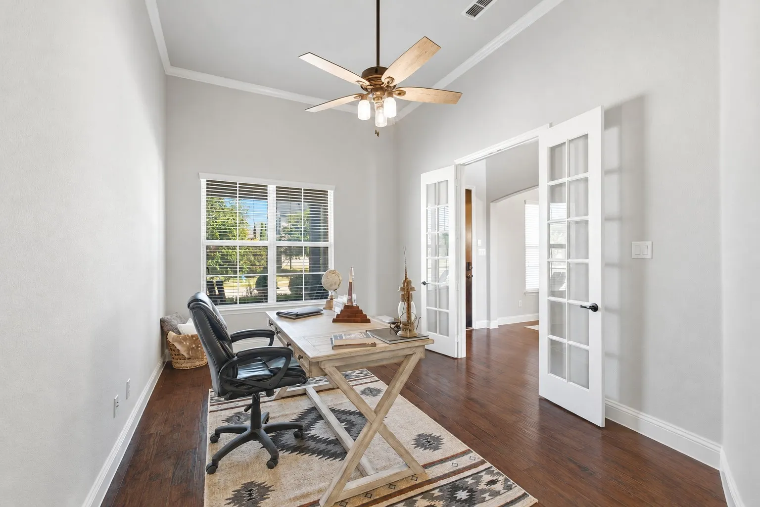 Single Family Residence For Sale in Collin County , 320 Dianna Drive, Prosper, Texas 75078, 4 Bedroom, 4 Bathroom, 3 Garage spaces, 3,679 Sqft, built in 2017, mls#21349194, Real Estate Agent in Prosper, Homes For Sale in Collin county, Homes For Sale in Prosper, Realtor in Prosper Texas, Real Estate Brokerage Independent Realty Texas, Luminita Cordes Realtor