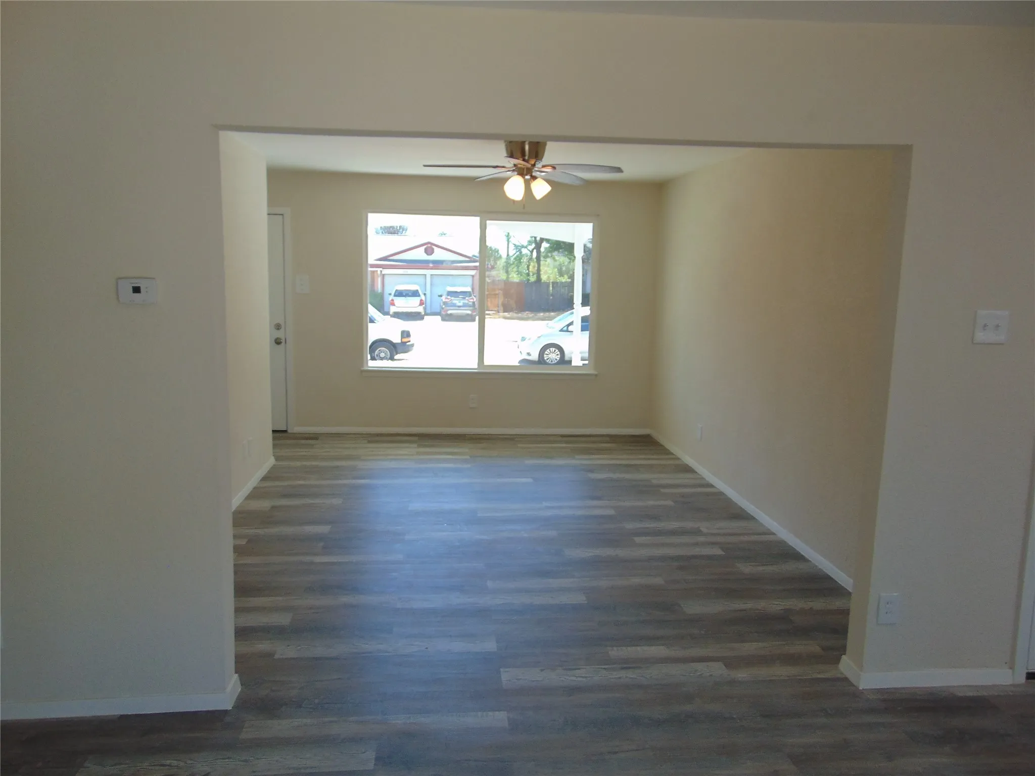 Single Family Residence For Sale in Dallas County , 518 Vernet Street, Richardson, Texas 75080, 3 Bedroom, 2 Bathroom, 2 Garage spaces, 1,282 Sqft, built in 1959, mls#21370454, Real Estate Agent in Richardson, Homes For Sale in Dallas county, Homes For Sale in Richardson, Realtor in Richardson Texas, Real Estate Brokerage Independent Realty Texas, Luminita Cordes Realtor