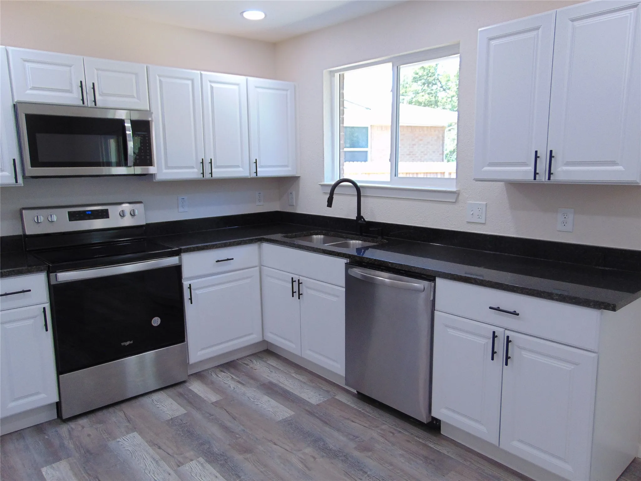 Single Family Residence For Sale in Dallas County , 518 Vernet Street, Richardson, Texas 75080, 3 Bedroom, 2 Bathroom, 2 Garage spaces, 1,282 Sqft, built in 1959, mls#21370454, Real Estate Agent in Richardson, Homes For Sale in Dallas county, Homes For Sale in Richardson, Realtor in Richardson Texas, Real Estate Brokerage Independent Realty Texas, Luminita Cordes Realtor