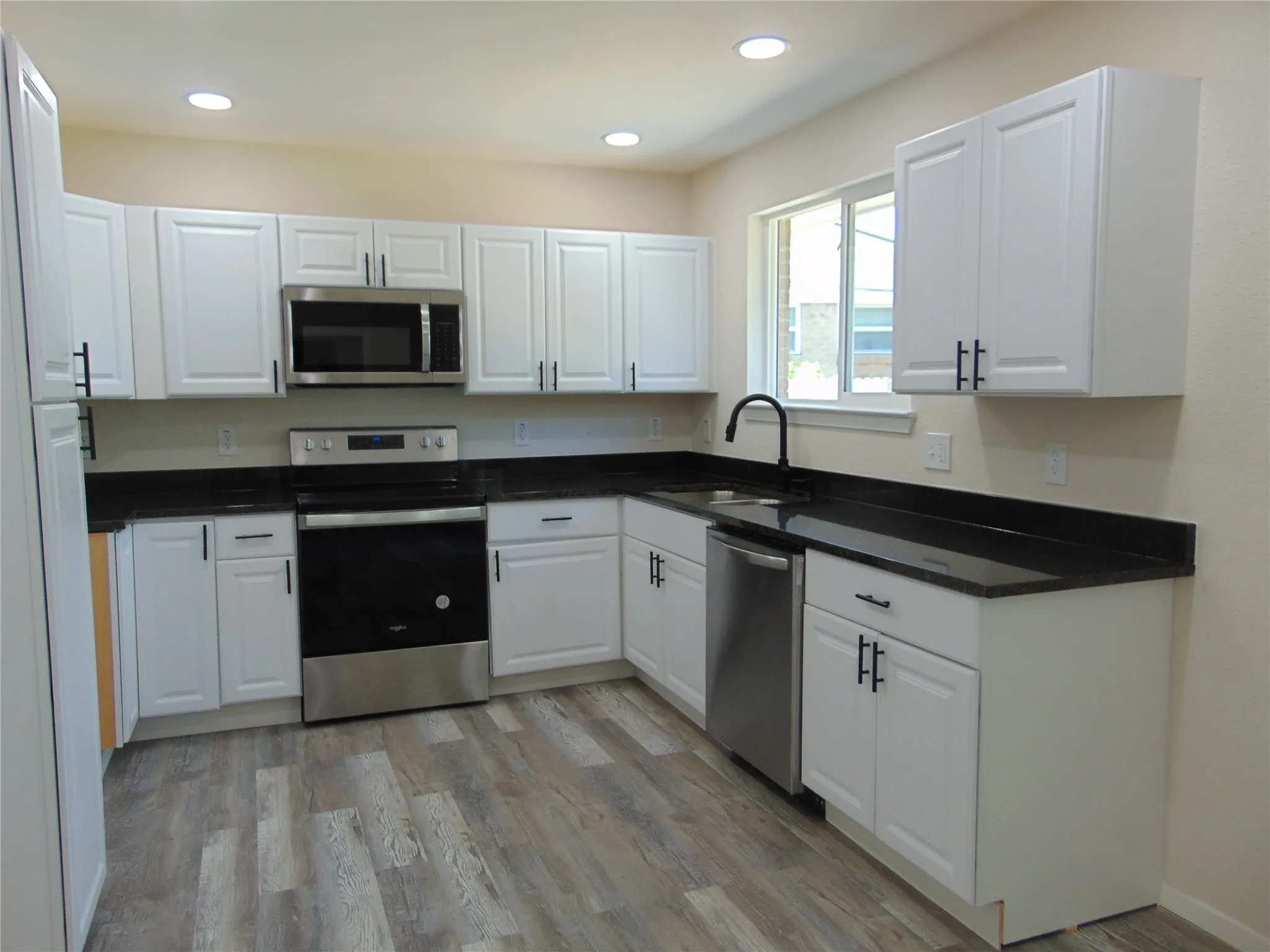 Single Family Residence For Sale in Dallas County , 518 Vernet Street, Richardson, Texas 75080, 3 Bedroom, 2 Bathroom, 2 Garage spaces, 1,282 Sqft, built in 1959, mls#21370454, Real Estate Agent in Richardson, Homes For Sale in Dallas county, Homes For Sale in Richardson, Realtor in Richardson Texas, Real Estate Brokerage Independent Realty Texas, Luminita Cordes Realtor