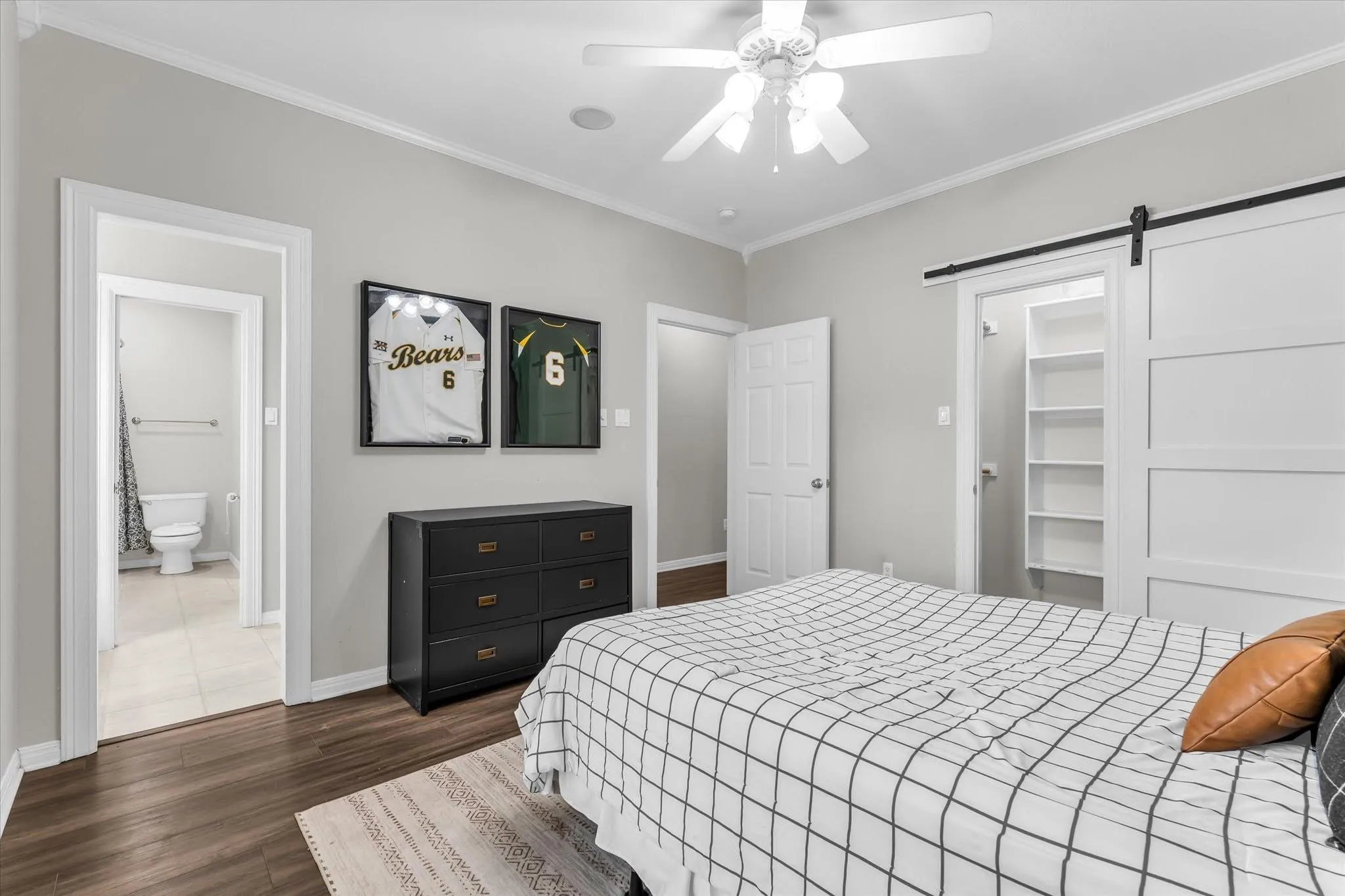 Single Family Residence For Sale in Mc Lennan County , 325 Elm Grove Circle, Mc Gregor, Texas 76657, 4 Bedroom, 3 Bathroom, 3 Garage spaces, 3,421 Sqft, built in 2001, mls#21383419, Real Estate Agent in Mc Gregor, Homes For Sale in Mc Lennan county, Homes For Sale in Mc Gregor, Realtor in Mc Gregor Texas, Real Estate Brokerage Independent Realty Texas, Luminita Cordes Realtor