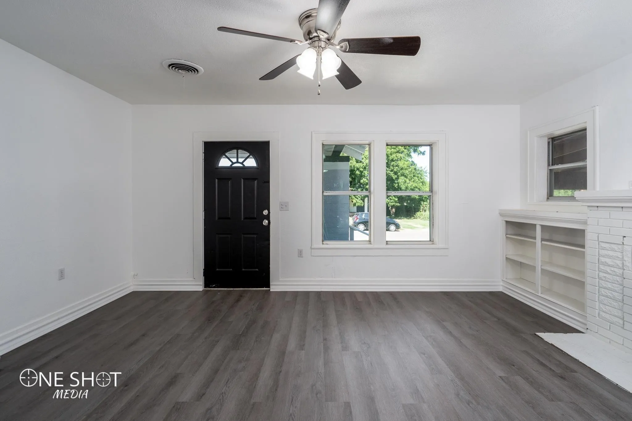 Single Family Residence For Rent in Taylor County , 617 Grand Avenue, Abilene, Texas 79605, 3 Bedroom, 2 Bathroom, Garage spaces, 1,524 Sqft, built in 1941, mls#21375415, Real Estate Agent in Abilene, Homes For Rent in Taylor county, Homes For Rent in Abilene, Realtor in Abilene Texas, Real Estate Brokerage Independent Realty Texas, Luminita Cordes Realtor