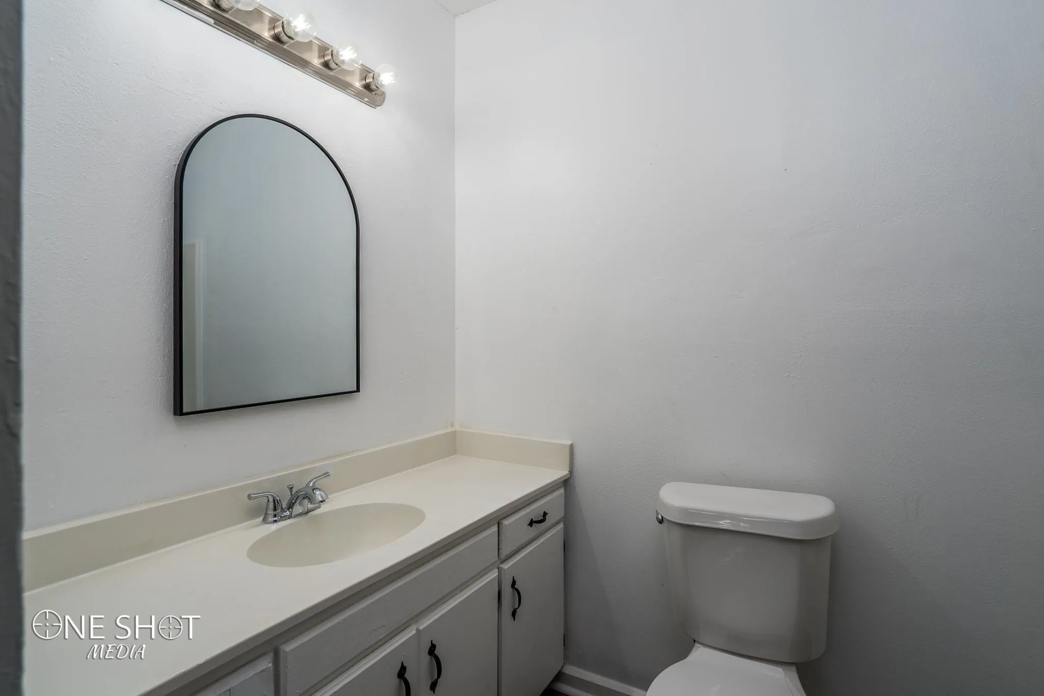 Single Family Residence For Rent in Taylor County , 617 Grand Avenue, Abilene, Texas 79605, 3 Bedroom, 2 Bathroom, Garage spaces, 1,524 Sqft, built in 1941, mls#21375415, Real Estate Agent in Abilene, Homes For Rent in Taylor county, Homes For Rent in Abilene, Realtor in Abilene Texas, Real Estate Brokerage Independent Realty Texas, Luminita Cordes Realtor