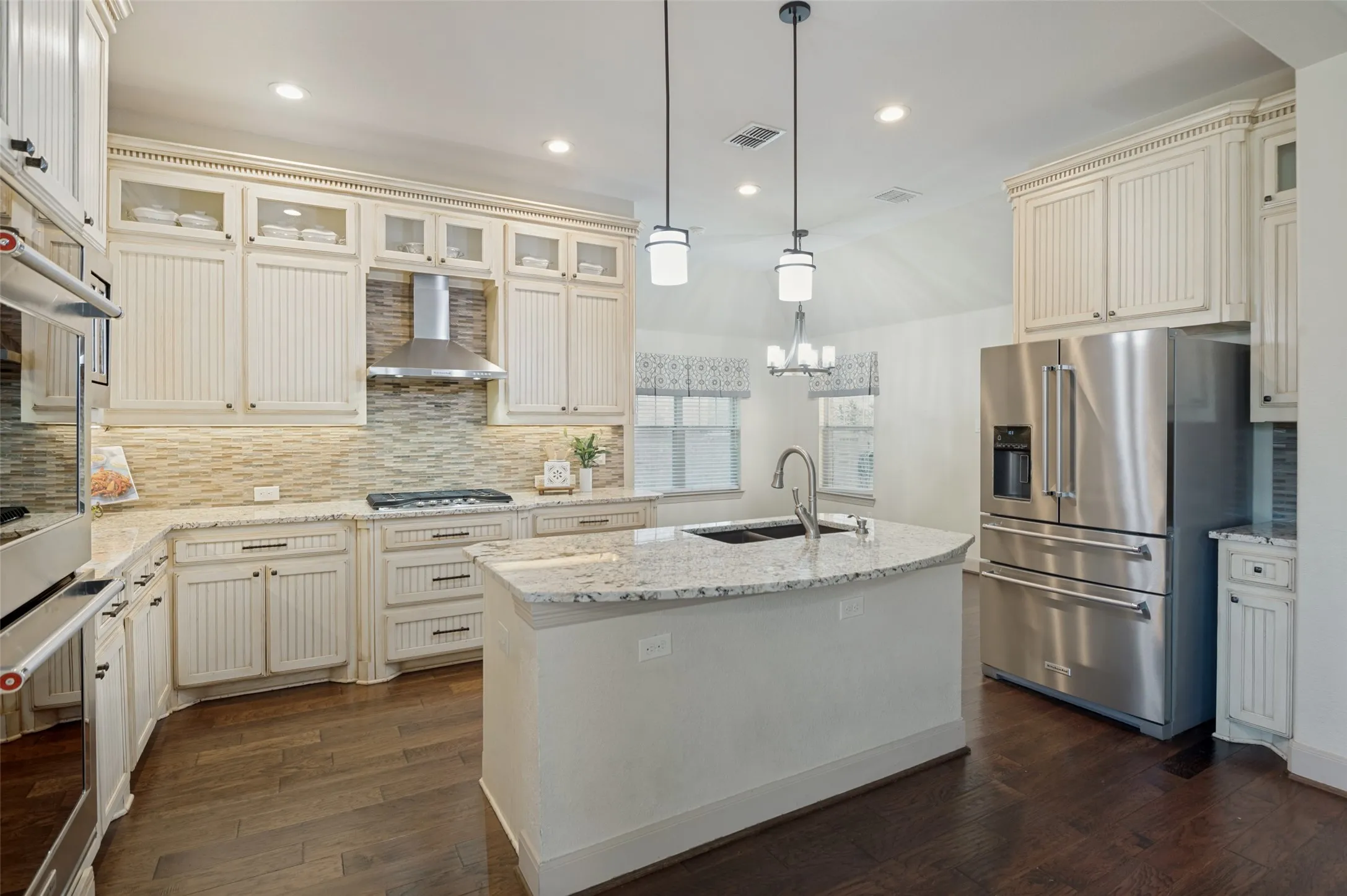 Single Family Residence For Sale in Denton County , 3434 Nation Drive, Frisco, Texas 75034, 4 Bedroom, 4 Bathroom, 2 Garage spaces, 3,012 Sqft, built in 2004, mls#21383532, Real Estate Agent in Frisco, Homes For Sale in Denton county, Homes For Sale in Frisco, Realtor in Frisco Texas, Real Estate Brokerage Independent Realty Texas, Luminita Cordes Realtor