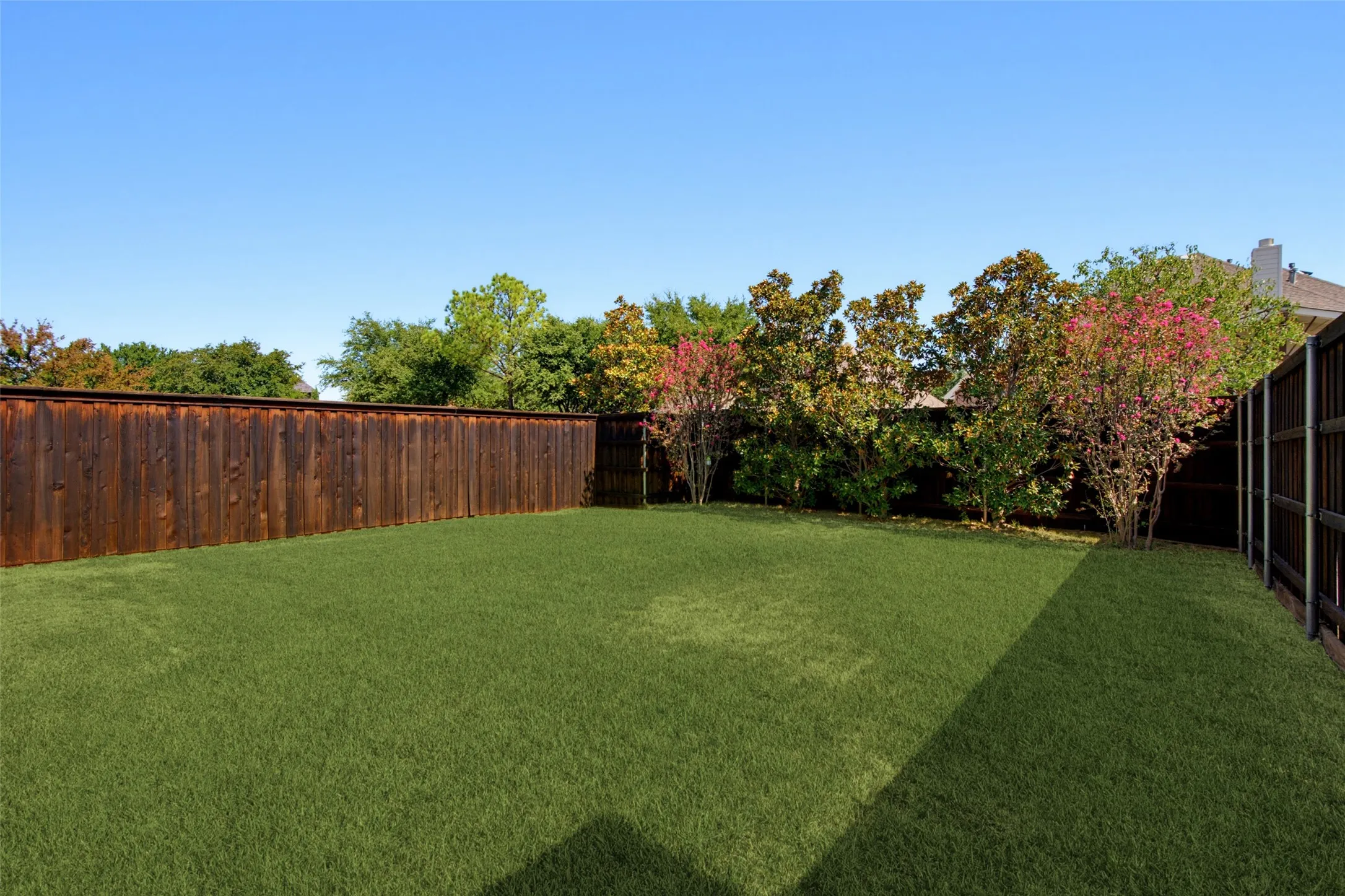 Single Family Residence For Sale in Denton County , 3434 Nation Drive, Frisco, Texas 75034, 4 Bedroom, 4 Bathroom, 2 Garage spaces, 3,012 Sqft, built in 2004, mls#21383532, Real Estate Agent in Frisco, Homes For Sale in Denton county, Homes For Sale in Frisco, Realtor in Frisco Texas, Real Estate Brokerage Independent Realty Texas, Luminita Cordes Realtor