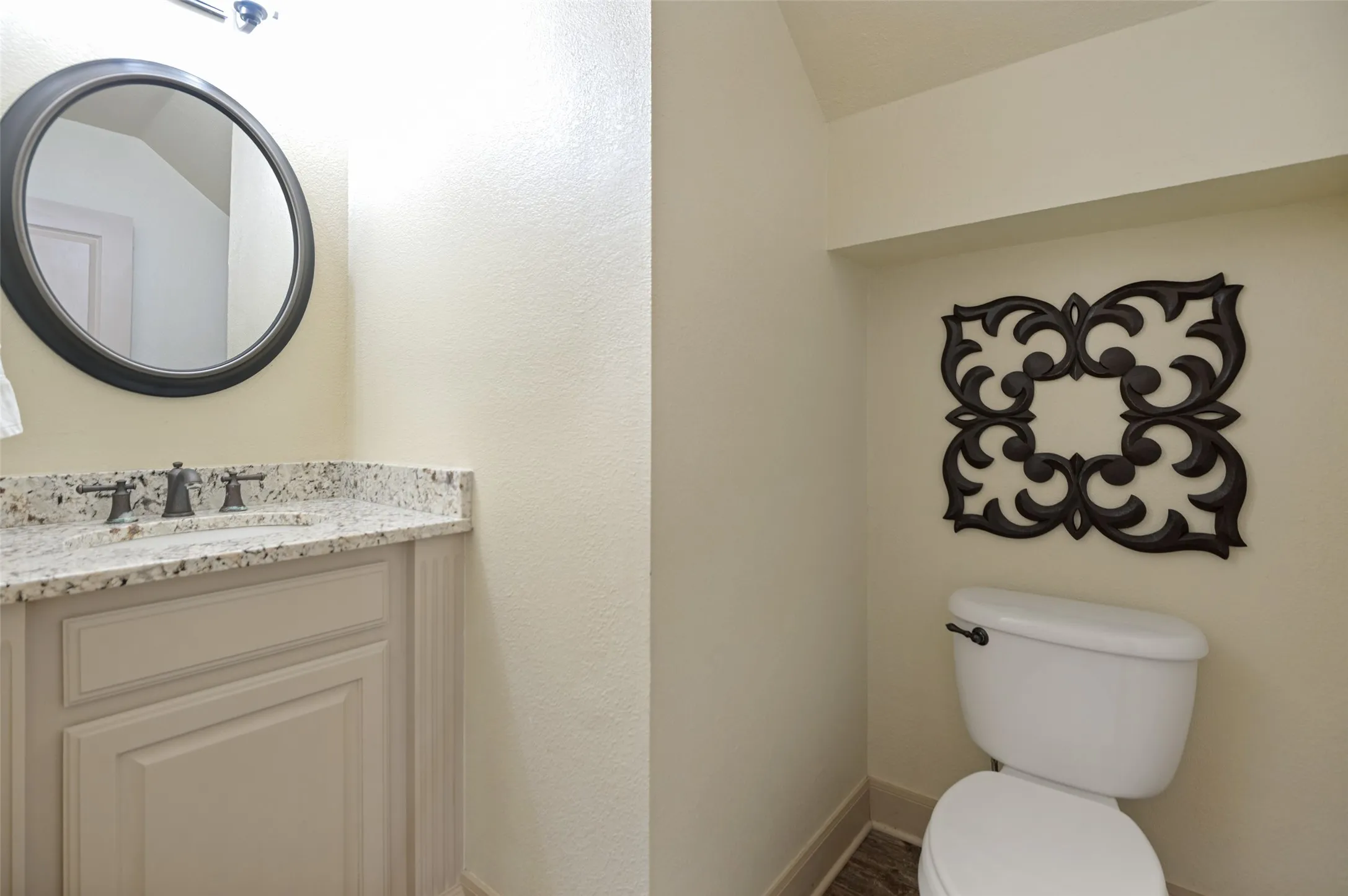 Single Family Residence For Sale in Denton County , 3434 Nation Drive, Frisco, Texas 75034, 4 Bedroom, 4 Bathroom, 2 Garage spaces, 3,012 Sqft, built in 2004, mls#21383532, Real Estate Agent in Frisco, Homes For Sale in Denton county, Homes For Sale in Frisco, Realtor in Frisco Texas, Real Estate Brokerage Independent Realty Texas, Luminita Cordes Realtor