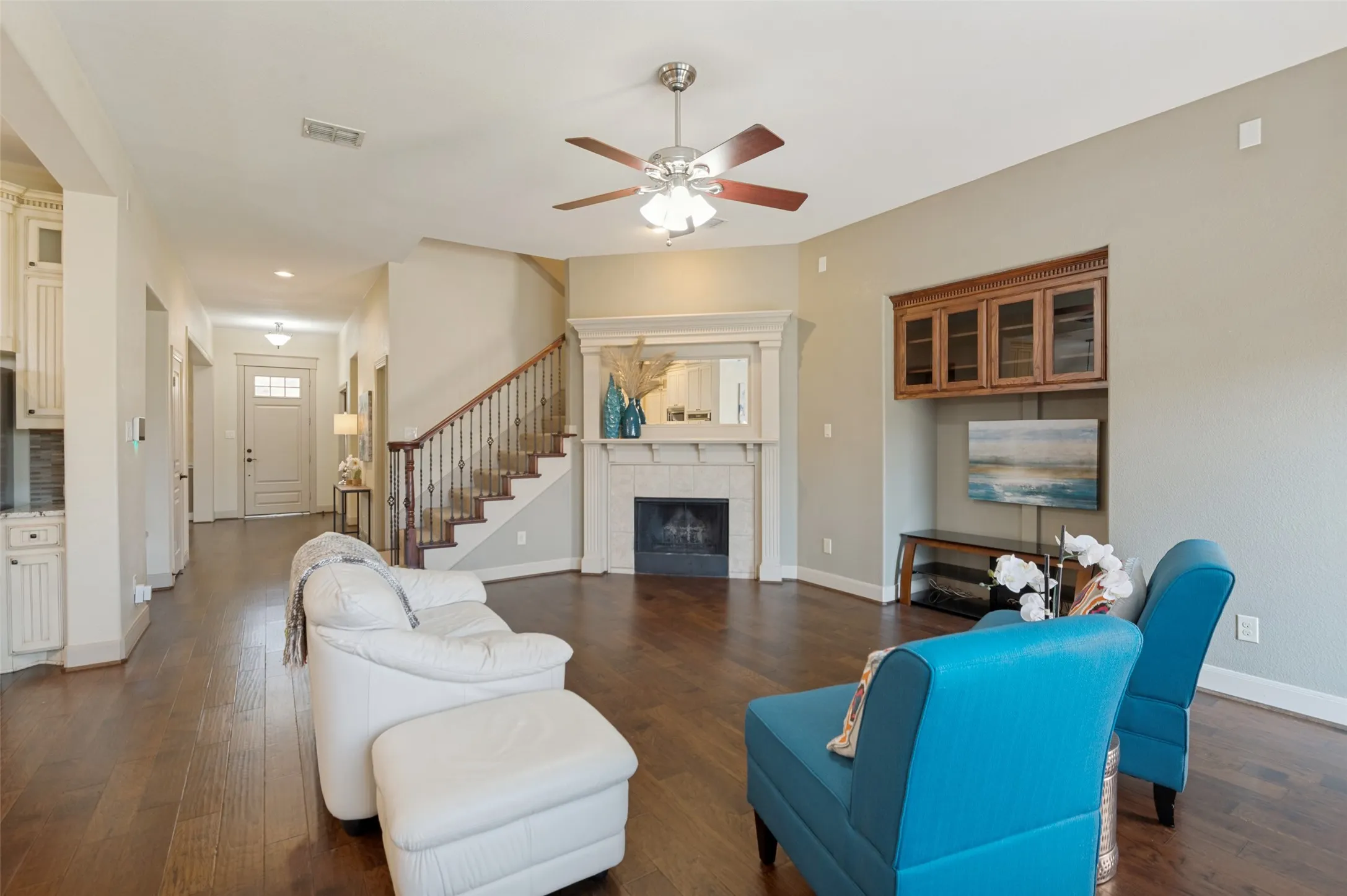 Single Family Residence For Sale in Denton County , 3434 Nation Drive, Frisco, Texas 75034, 4 Bedroom, 4 Bathroom, 2 Garage spaces, 3,012 Sqft, built in 2004, mls#21383532, Real Estate Agent in Frisco, Homes For Sale in Denton county, Homes For Sale in Frisco, Realtor in Frisco Texas, Real Estate Brokerage Independent Realty Texas, Luminita Cordes Realtor