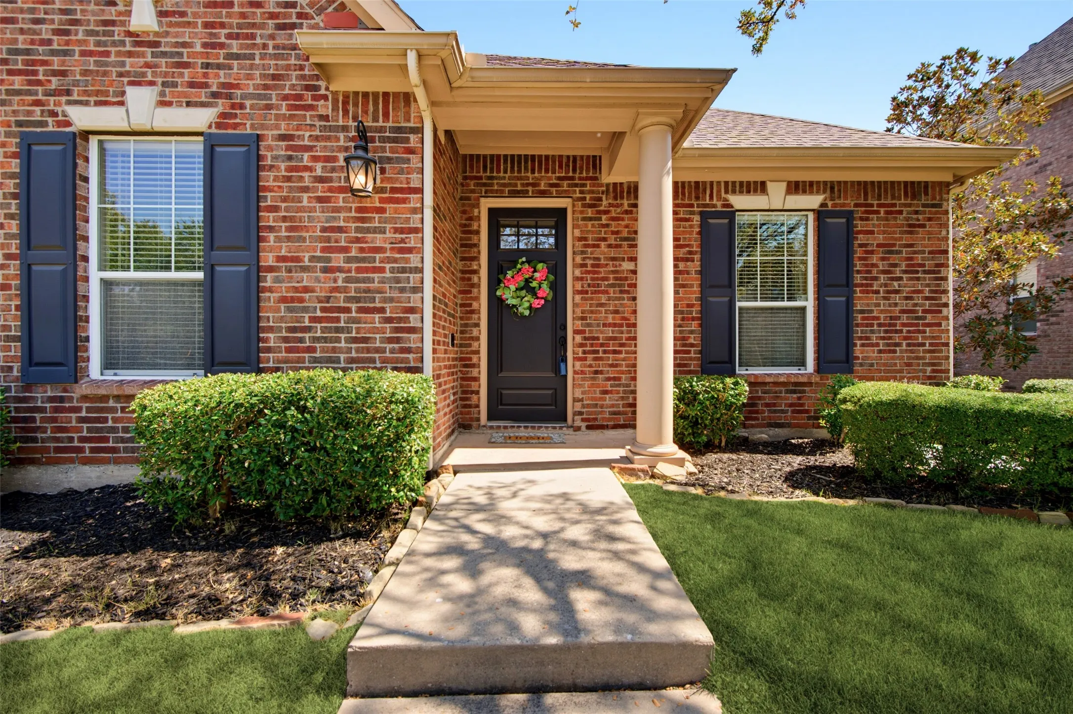 Single Family Residence For Sale in Denton County , 3434 Nation Drive, Frisco, Texas 75034, 4 Bedroom, 4 Bathroom, 2 Garage spaces, 3,012 Sqft, built in 2004, mls#21383532, Real Estate Agent in Frisco, Homes For Sale in Denton county, Homes For Sale in Frisco, Realtor in Frisco Texas, Real Estate Brokerage Independent Realty Texas, Luminita Cordes Realtor