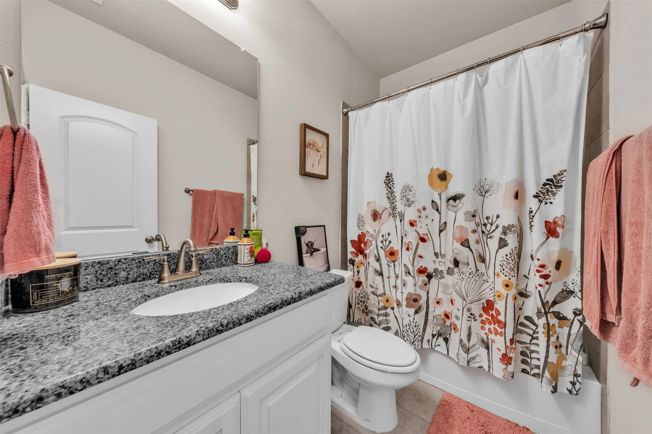 Single Family Residence For Sale in Johnson County , 113 Independence Drive, Joshua, Texas 76058, 4 Bedroom, 3 Bathroom, 2 Garage spaces, 2,598 Sqft, built in 2022, mls#21383394, Real Estate Agent in Joshua, Homes For Sale in Johnson county, Homes For Sale in Joshua, Realtor in Joshua Texas, Real Estate Brokerage Independent Realty Texas, Luminita Cordes Realtor