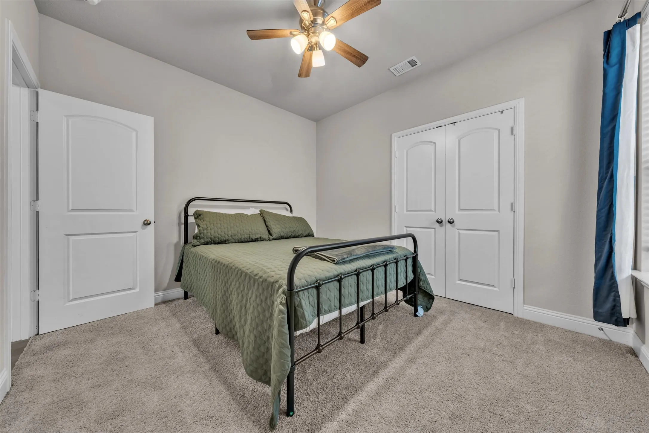 Single Family Residence For Sale in Johnson County , 113 Independence Drive, Joshua, Texas 76058, 4 Bedroom, 3 Bathroom, 2 Garage spaces, 2,598 Sqft, built in 2022, mls#21383394, Real Estate Agent in Joshua, Homes For Sale in Johnson county, Homes For Sale in Joshua, Realtor in Joshua Texas, Real Estate Brokerage Independent Realty Texas, Luminita Cordes Realtor