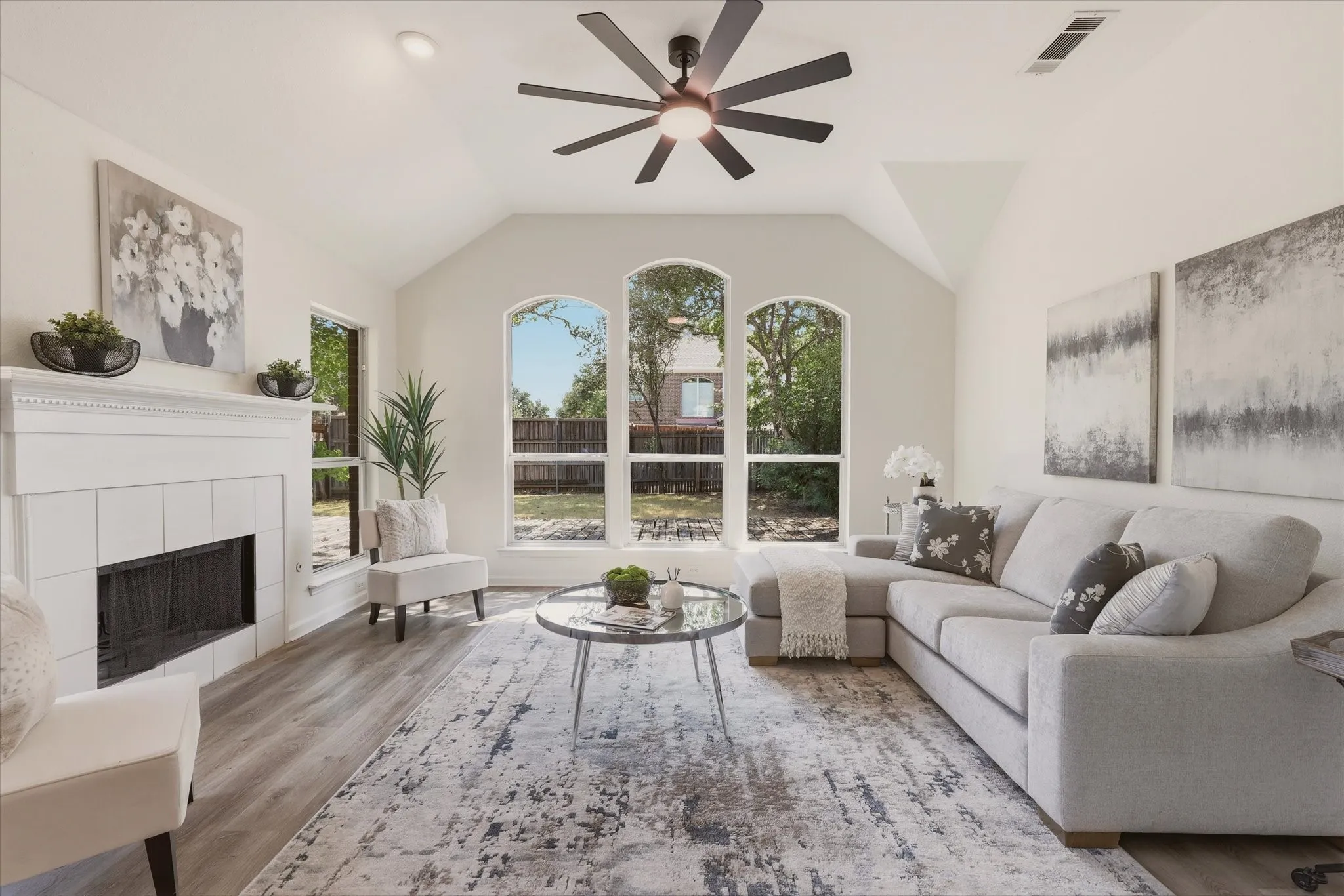 Single Family Residence For Sale in Denton County , 1269 Winston Drive, Lewisville, Texas 75077, 4 Bedroom, 2 Bathroom, 2 Garage spaces, 2,069 Sqft, built in 1998, mls#21382831, Real Estate Agent in Lewisville, Homes For Sale in Denton county, Homes For Sale in Lewisville, Realtor in Lewisville Texas, Real Estate Brokerage Independent Realty Texas, Luminita Cordes Realtor