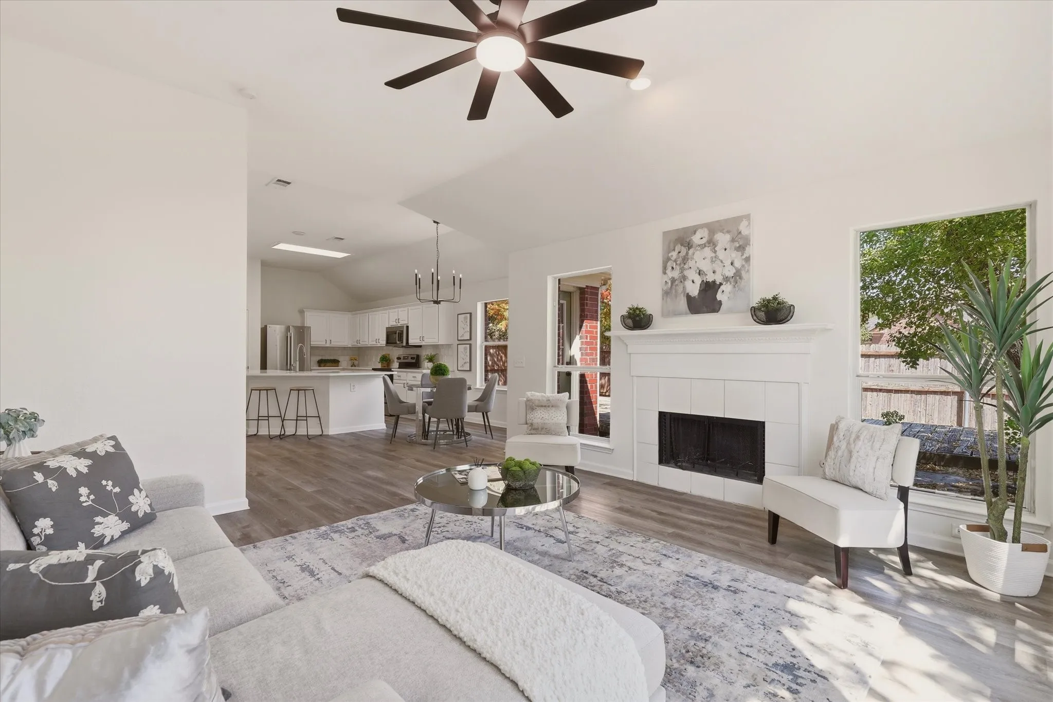 Single Family Residence For Sale in Denton County , 1269 Winston Drive, Lewisville, Texas 75077, 4 Bedroom, 2 Bathroom, 2 Garage spaces, 2,069 Sqft, built in 1998, mls#21382831, Real Estate Agent in Lewisville, Homes For Sale in Denton county, Homes For Sale in Lewisville, Realtor in Lewisville Texas, Real Estate Brokerage Independent Realty Texas, Luminita Cordes Realtor