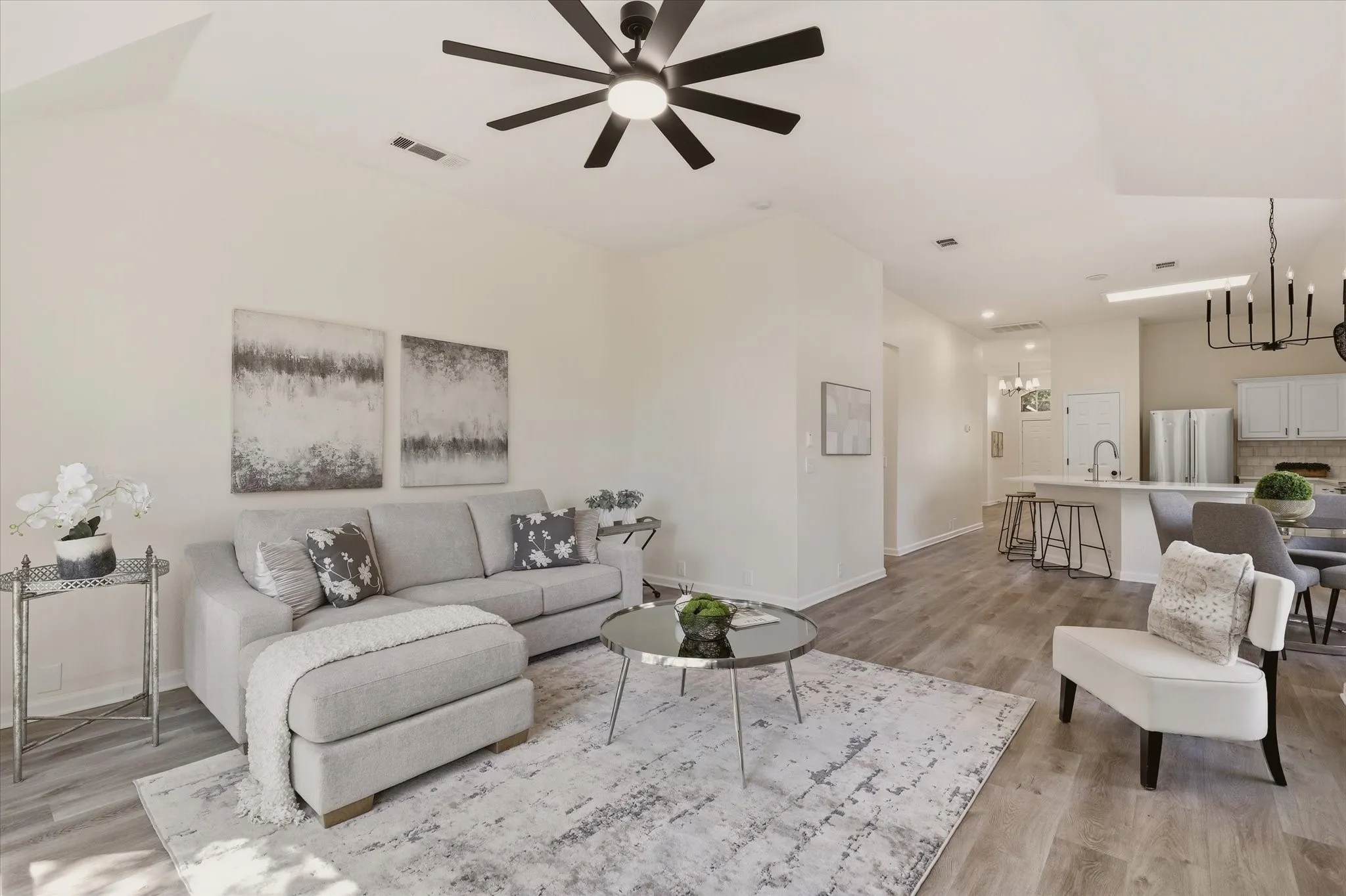 Single Family Residence For Sale in Denton County , 1269 Winston Drive, Lewisville, Texas 75077, 4 Bedroom, 2 Bathroom, 2 Garage spaces, 2,069 Sqft, built in 1998, mls#21382831, Real Estate Agent in Lewisville, Homes For Sale in Denton county, Homes For Sale in Lewisville, Realtor in Lewisville Texas, Real Estate Brokerage Independent Realty Texas, Luminita Cordes Realtor
