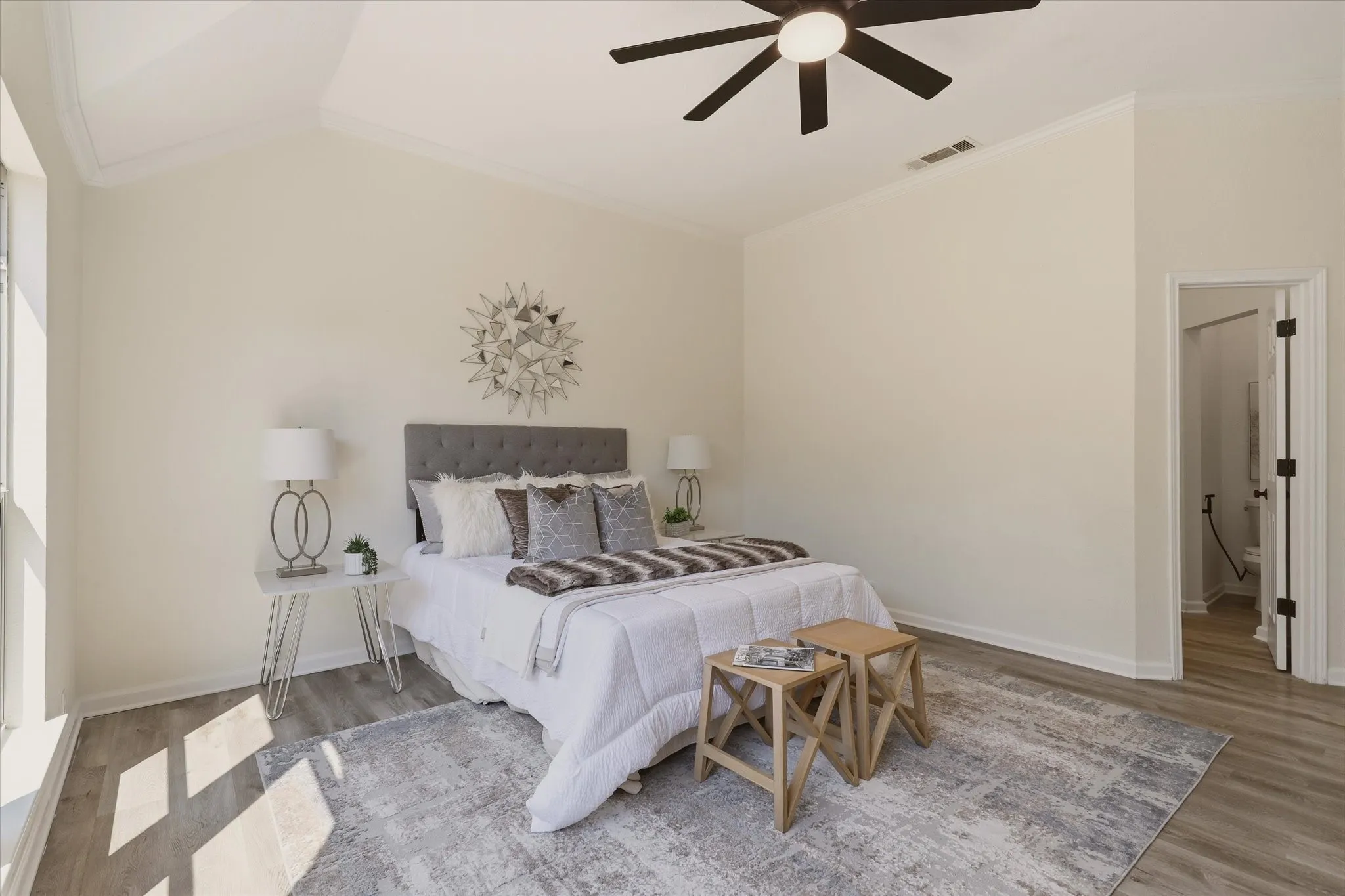Single Family Residence For Sale in Denton County , 1269 Winston Drive, Lewisville, Texas 75077, 4 Bedroom, 2 Bathroom, 2 Garage spaces, 2,069 Sqft, built in 1998, mls#21382831, Real Estate Agent in Lewisville, Homes For Sale in Denton county, Homes For Sale in Lewisville, Realtor in Lewisville Texas, Real Estate Brokerage Independent Realty Texas, Luminita Cordes Realtor