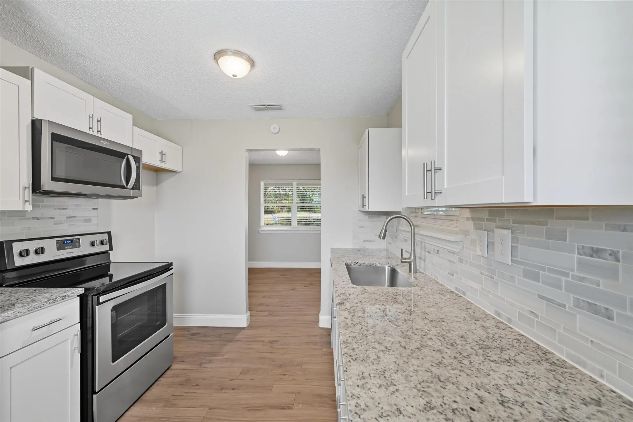 Single Family Residence For Rent in Collin County , 1166 N Business 78 Highway, Blue Ridge, Texas 75424, 3 Bedroom, 1 Bathroom, Garage spaces, 1,250 Sqft, built in 1980, mls#21383542, Real Estate Agent in Blue Ridge, Homes For Rent in Collin county, Homes For Rent in Blue Ridge, Realtor in Blue Ridge Texas, Real Estate Brokerage Independent Realty Texas, Luminita Cordes Realtor
