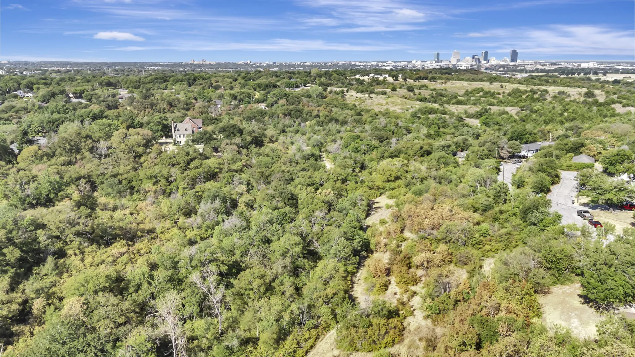 Single Family Residence For Sale in Tarrant County , 4000 Medford Road, Fort Worth, Texas 76103, 4 Bedroom, 2 Bathroom, 2 Garage spaces, 1,557 Sqft, built in 1941, mls#21361528, Real Estate Agent in Fort Worth, Homes For Sale in Tarrant county, Homes For Sale in Fort Worth, Realtor in Fort Worth Texas, Real Estate Brokerage Independent Realty Texas, Luminita Cordes Realtor