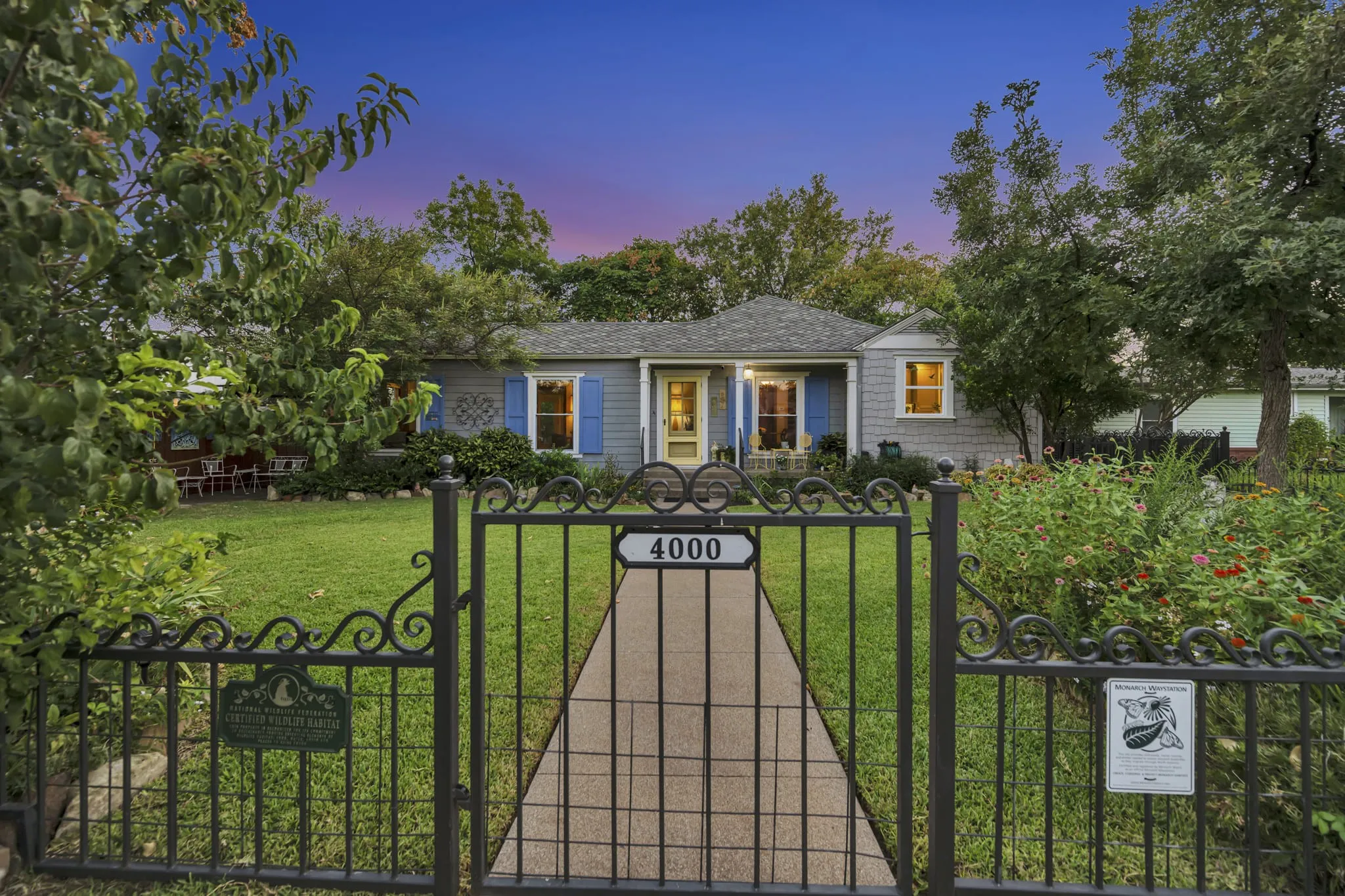 Single Family Residence For Sale in Tarrant County , 4000 Medford Road, Fort Worth, Texas 76103, 4 Bedroom, 2 Bathroom, 2 Garage spaces, 1,557 Sqft, built in 1941, mls#21361528, Real Estate Agent in Fort Worth, Homes For Sale in Tarrant county, Homes For Sale in Fort Worth, Realtor in Fort Worth Texas, Real Estate Brokerage Independent Realty Texas, Luminita Cordes Realtor