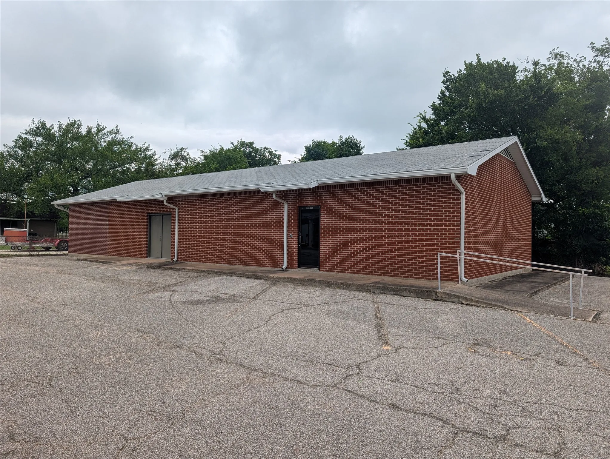 Retail For Sale in Coryell County , 113 N 10th Street, Gatesville, Texas 76528, 0, 0, Garage spaces, 0 Sqft, built in 1985, mls#21383051, Real Estate Agent in Gatesville, Homes For Sale in Coryell county, Homes For Sale in Gatesville, Realtor in Gatesville Texas, Real Estate Brokerage Independent Realty Texas, Luminita Cordes Realtor