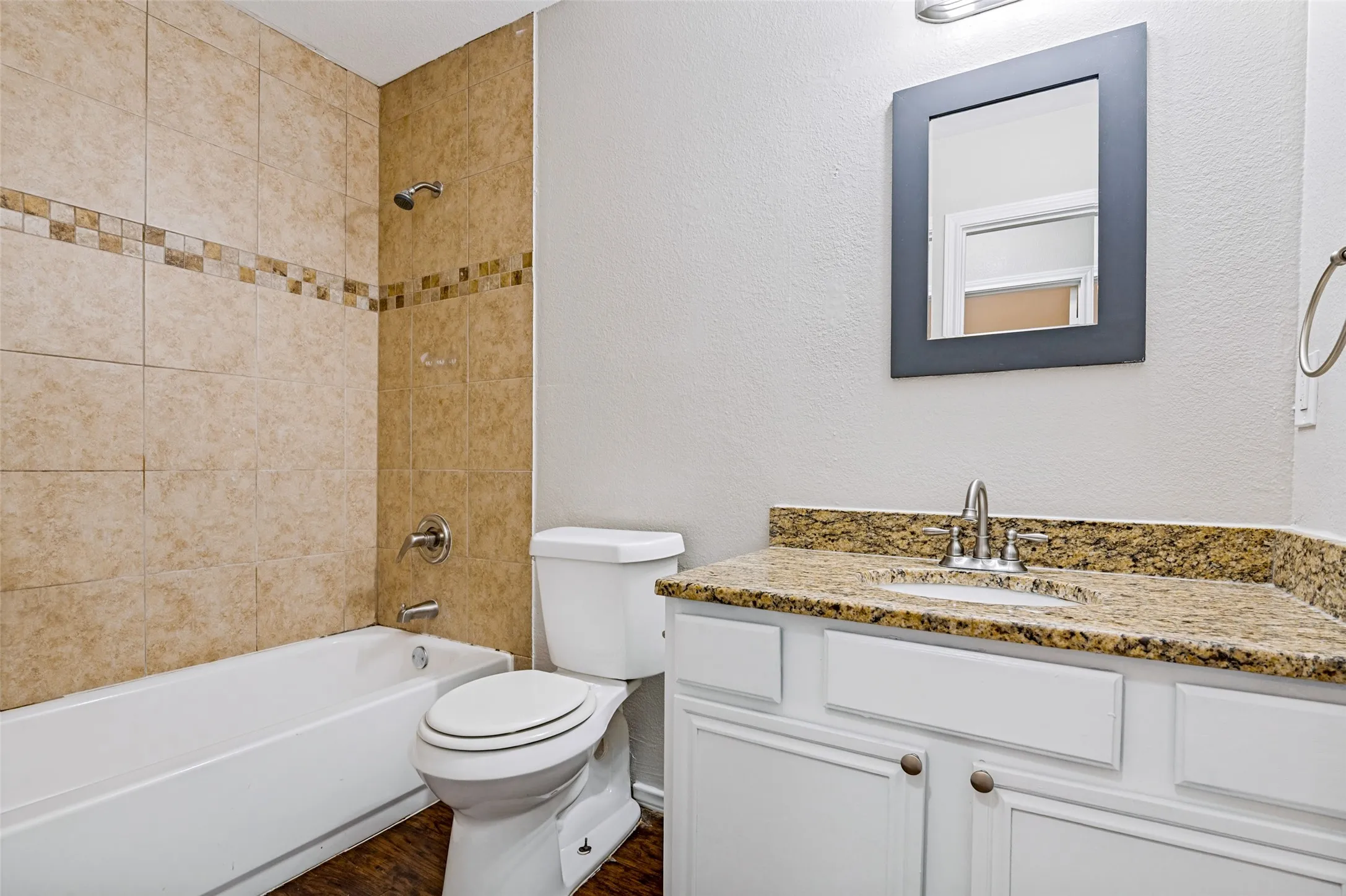 Single Family Residence For Rent in Dallas County , 517 Saddlebrook Drive, Lancaster, Texas 75146, 3 Bedroom, 2 Bathroom, 2 Garage spaces, 1,804 Sqft, built in 2002, mls#21383547, Real Estate Agent in Lancaster, Homes For Rent in Dallas county, Homes For Rent in Lancaster, Realtor in Lancaster Texas, Real Estate Brokerage Independent Realty Texas, Luminita Cordes Realtor
