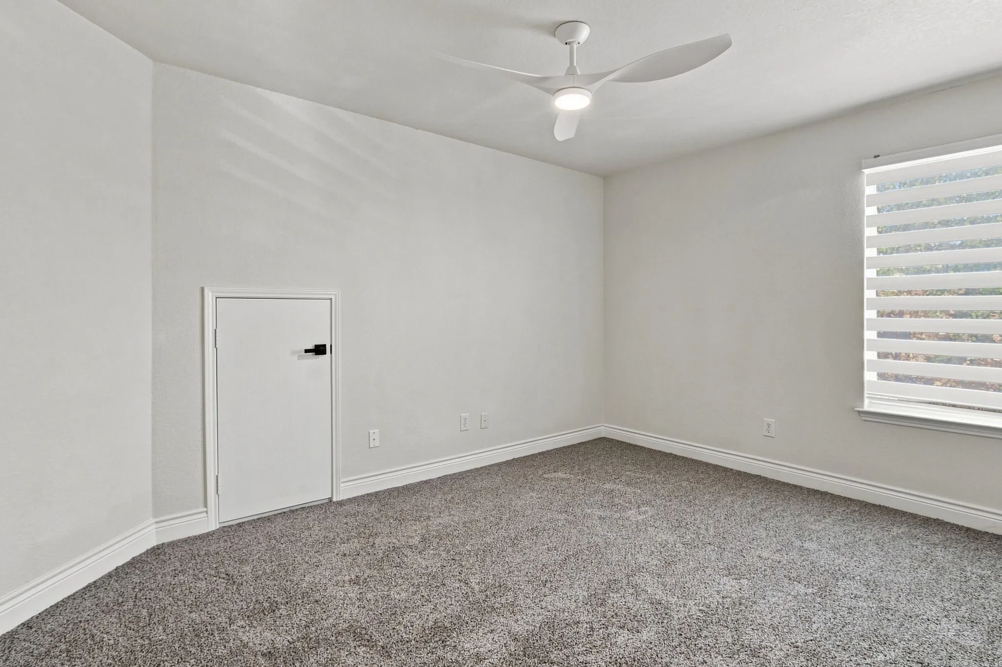 Single Family Residence For Sale in Tarrant County , 7113 Top Rail Run, Fort Worth, Texas 76179, 5 Bedroom, 3 Bathroom, 3 Garage spaces, 3,287 Sqft, built in 2001, mls#21383169, Real Estate Agent in Fort Worth, Homes For Sale in Tarrant county, Homes For Sale in Fort Worth, Realtor in Fort Worth Texas, Real Estate Brokerage Independent Realty Texas, Luminita Cordes Realtor