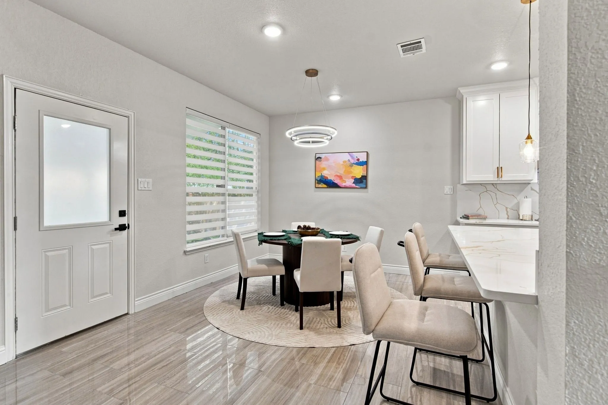 Single Family Residence For Sale in Tarrant County , 7113 Top Rail Run, Fort Worth, Texas 76179, 5 Bedroom, 3 Bathroom, 3 Garage spaces, 3,287 Sqft, built in 2001, mls#21383169, Real Estate Agent in Fort Worth, Homes For Sale in Tarrant county, Homes For Sale in Fort Worth, Realtor in Fort Worth Texas, Real Estate Brokerage Independent Realty Texas, Luminita Cordes Realtor