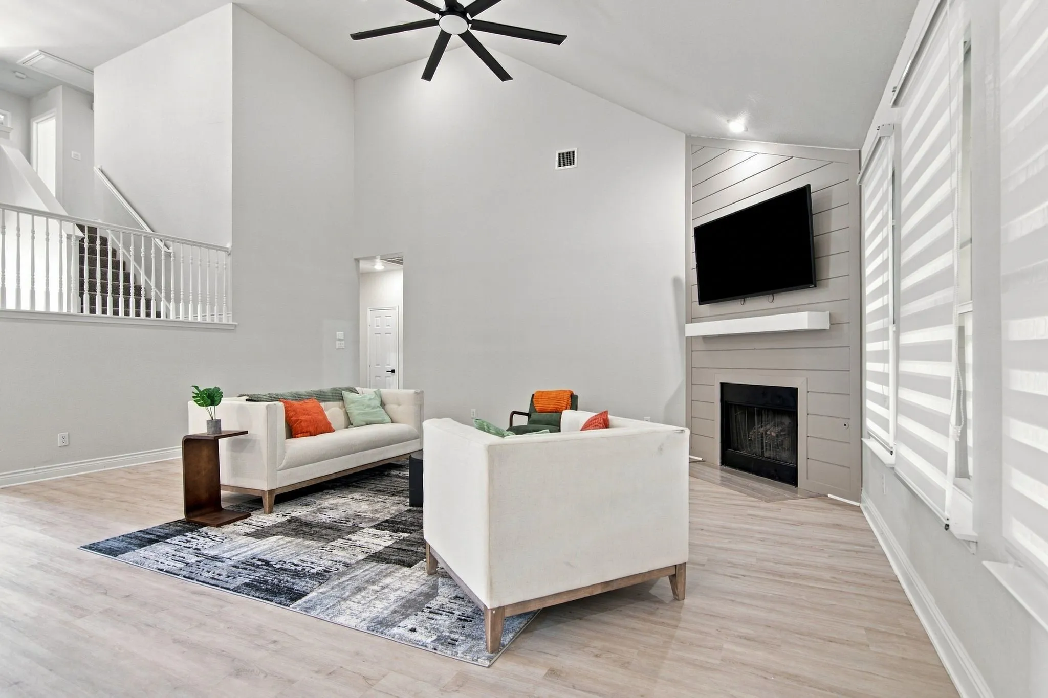 Single Family Residence For Sale in Tarrant County , 7113 Top Rail Run, Fort Worth, Texas 76179, 5 Bedroom, 3 Bathroom, 3 Garage spaces, 3,287 Sqft, built in 2001, mls#21383169, Real Estate Agent in Fort Worth, Homes For Sale in Tarrant county, Homes For Sale in Fort Worth, Realtor in Fort Worth Texas, Real Estate Brokerage Independent Realty Texas, Luminita Cordes Realtor