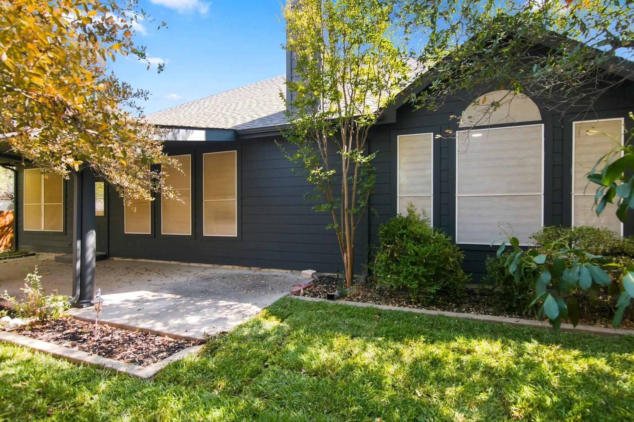 Single Family Residence For Sale in Tarrant County , 7113 Top Rail Run, Fort Worth, Texas 76179, 5 Bedroom, 3 Bathroom, 3 Garage spaces, 3,287 Sqft, built in 2001, mls#21383169, Real Estate Agent in Fort Worth, Homes For Sale in Tarrant county, Homes For Sale in Fort Worth, Realtor in Fort Worth Texas, Real Estate Brokerage Independent Realty Texas, Luminita Cordes Realtor