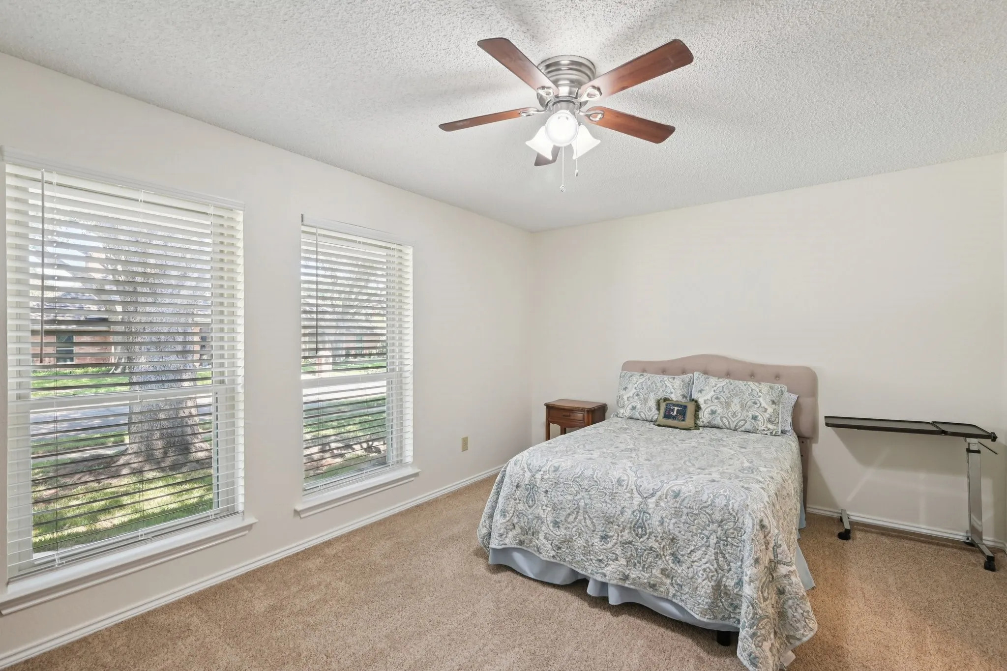 Single Family Residence For Sale in Tarrant County , 7002 Lake Louise Drive, Arlington, Texas 76016, 4 Bedroom, 3 Bathroom, 2 Garage spaces, 2,782 Sqft, built in 1982, mls#21383167, Real Estate Agent in Arlington, Homes For Sale in Tarrant county, Homes For Sale in Arlington, Realtor in Arlington Texas, Real Estate Brokerage Independent Realty Texas, Luminita Cordes Realtor