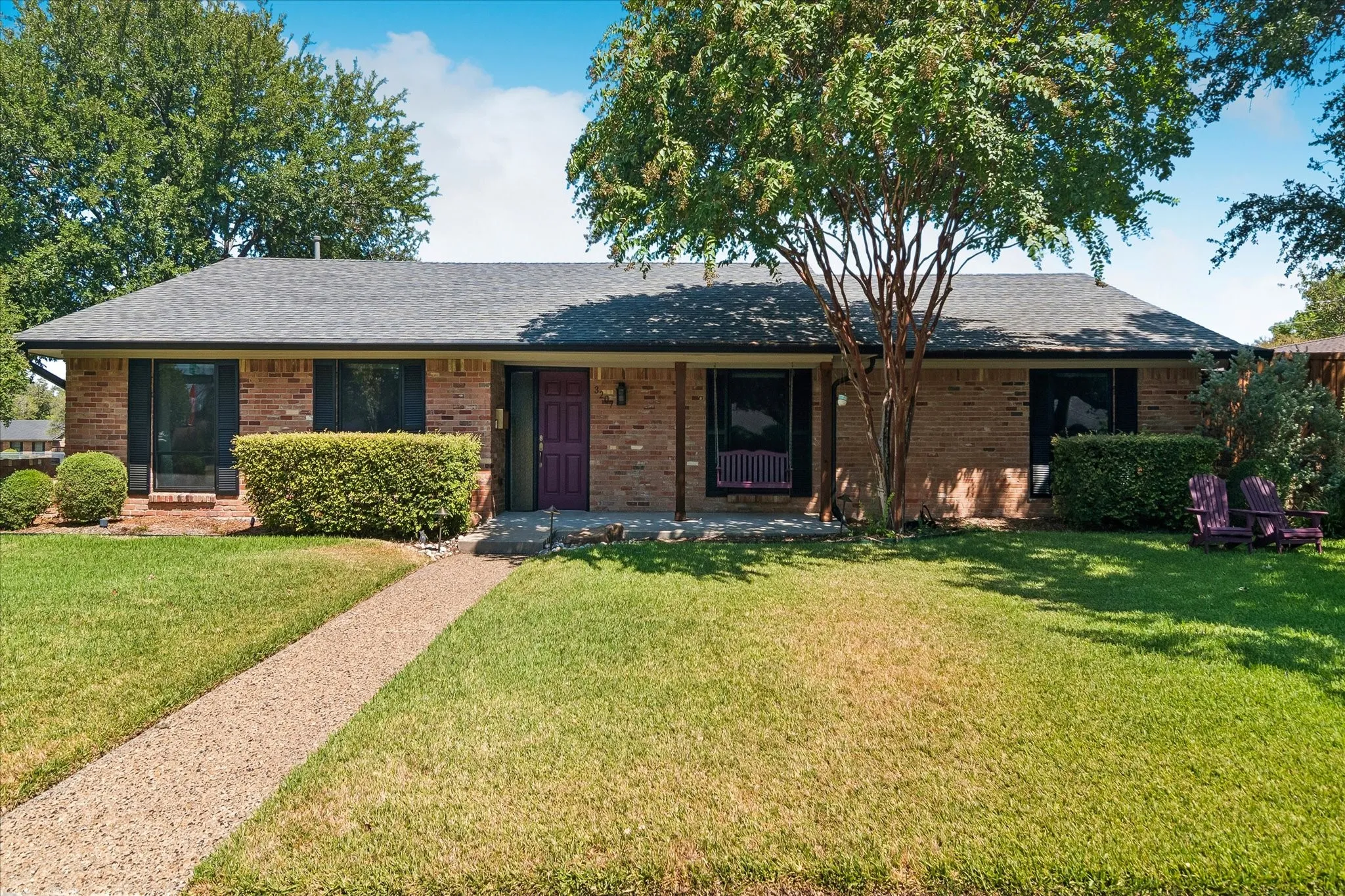 Single Family Residence For Sale in Dallas County , 3207 Grantwood Drive, Dallas, Texas 75229, 4 Bedroom, 3 Bathroom, 2 Garage spaces, 2,276 Sqft, built in 1968, mls#21383484, Real Estate Agent in Dallas, Homes For Sale in Dallas county, Homes For Sale in Dallas, Realtor in Dallas Texas, Real Estate Brokerage Independent Realty Texas, Luminita Cordes Realtor
