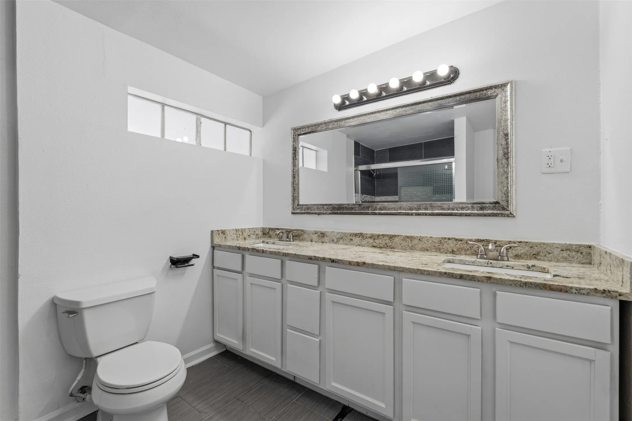 Single Family Residence For Sale in Dallas County , 2508 Syracuse Drive, Irving, Texas 75062, 5 Bedroom, 3 Bathroom, 2 Garage spaces, 2,238 Sqft, built in 1963, mls#21383472, Real Estate Agent in Irving, Homes For Sale in Dallas county, Homes For Sale in Irving, Realtor in Irving Texas, Real Estate Brokerage Independent Realty Texas, Luminita Cordes Realtor