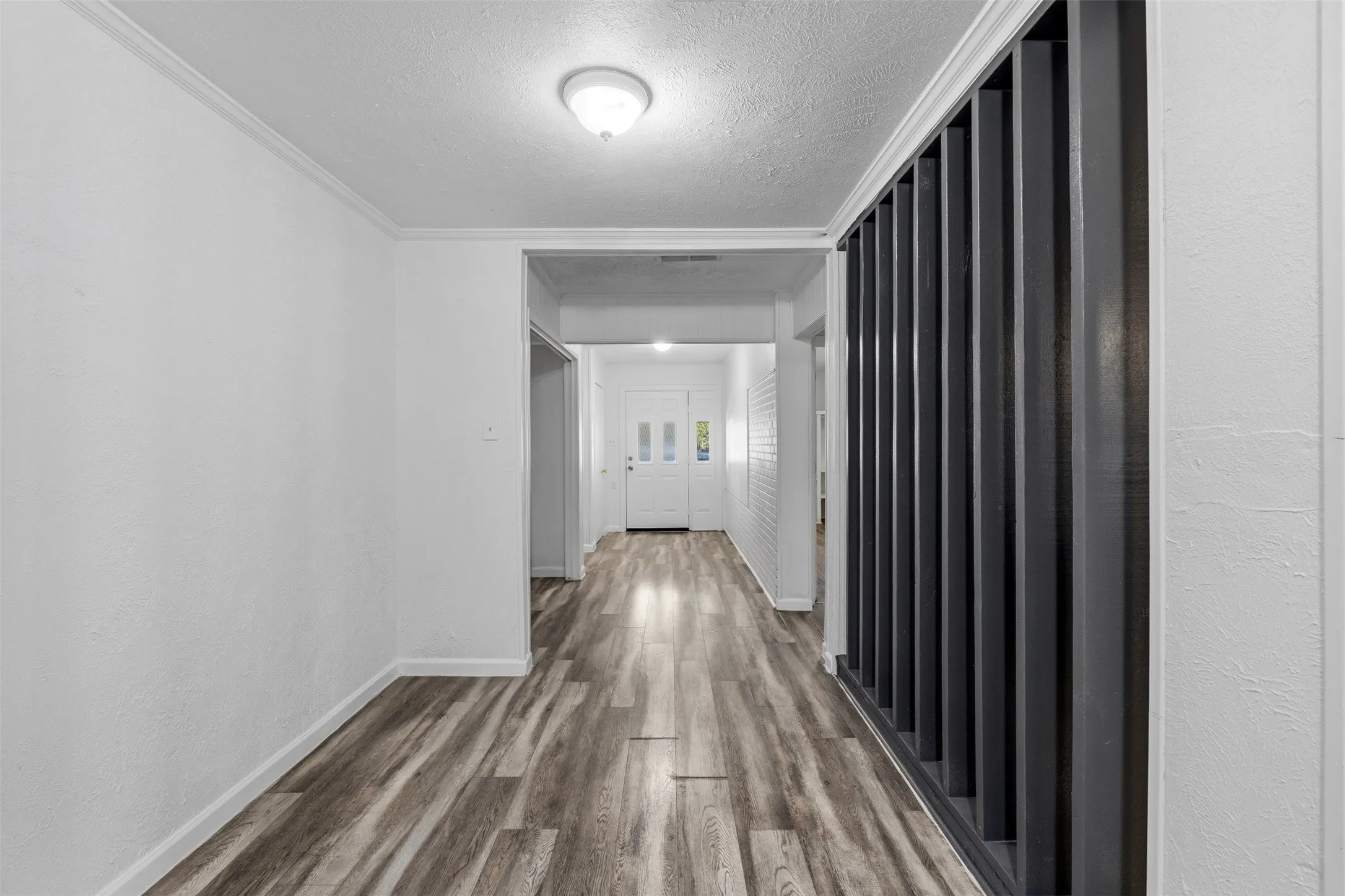 Single Family Residence For Sale in Dallas County , 2508 Syracuse Drive, Irving, Texas 75062, 5 Bedroom, 3 Bathroom, 2 Garage spaces, 2,238 Sqft, built in 1963, mls#21383472, Real Estate Agent in Irving, Homes For Sale in Dallas county, Homes For Sale in Irving, Realtor in Irving Texas, Real Estate Brokerage Independent Realty Texas, Luminita Cordes Realtor