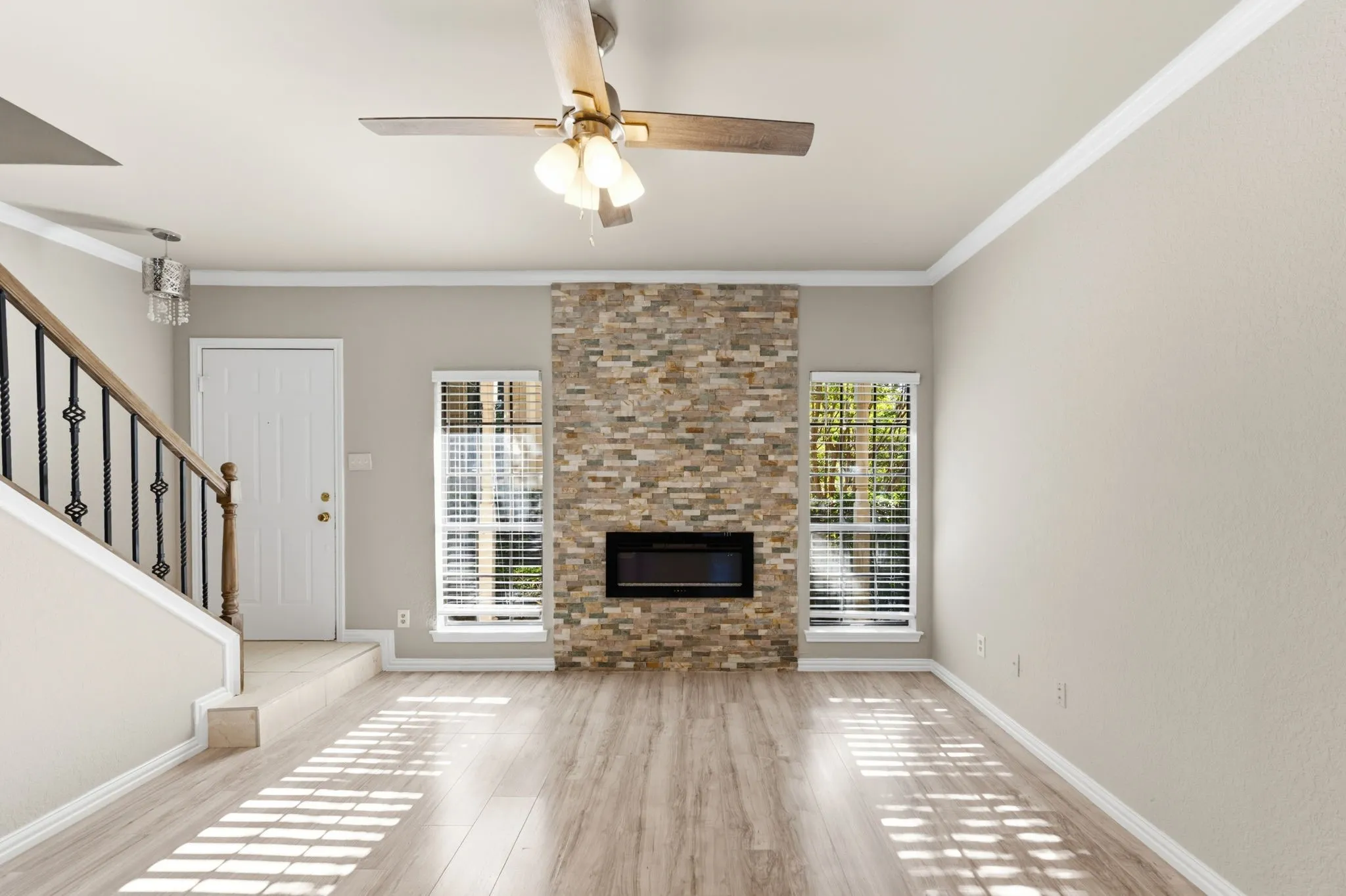 Condominium For Rent in Dallas County , 14333 Preston Road 1704, Dallas, Texas 75254, 2 Bedroom, 3 Bathroom, Garage spaces, 1,221 Sqft, built in 1982, mls#21383196, Real Estate Agent in Dallas, Homes For Rent in Dallas county, Homes For Rent in Dallas, Realtor in Dallas Texas, Real Estate Brokerage Independent Realty Texas, Luminita Cordes Realtor