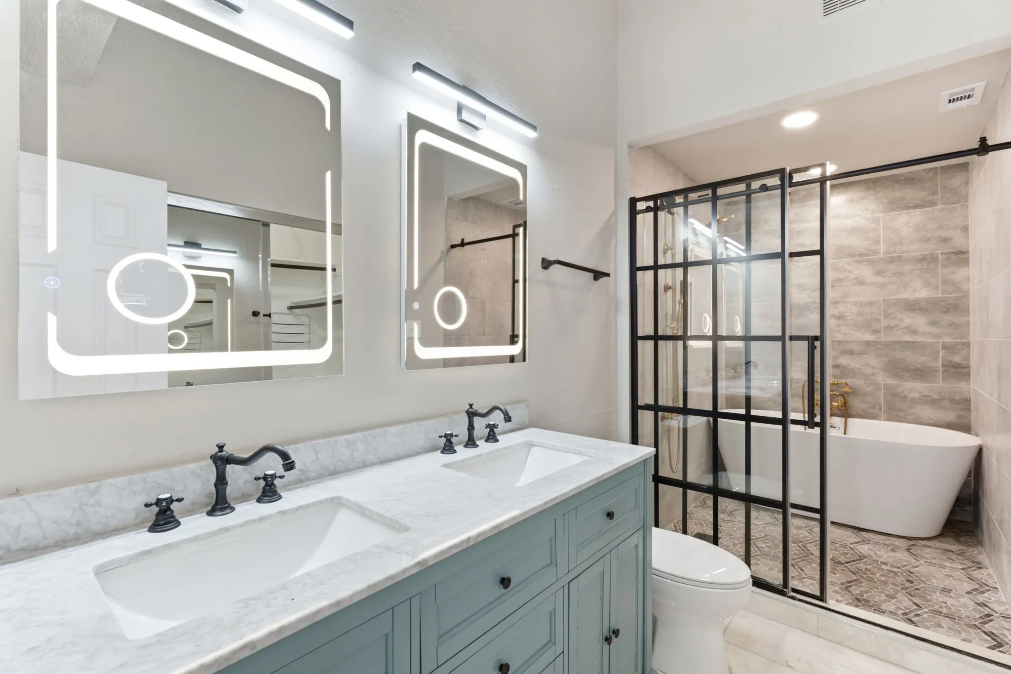 Condominium For Rent in Dallas County , 14333 Preston Road 1704, Dallas, Texas 75254, 2 Bedroom, 3 Bathroom, Garage spaces, 1,221 Sqft, built in 1982, mls#21383196, Real Estate Agent in Dallas, Homes For Rent in Dallas county, Homes For Rent in Dallas, Realtor in Dallas Texas, Real Estate Brokerage Independent Realty Texas, Luminita Cordes Realtor