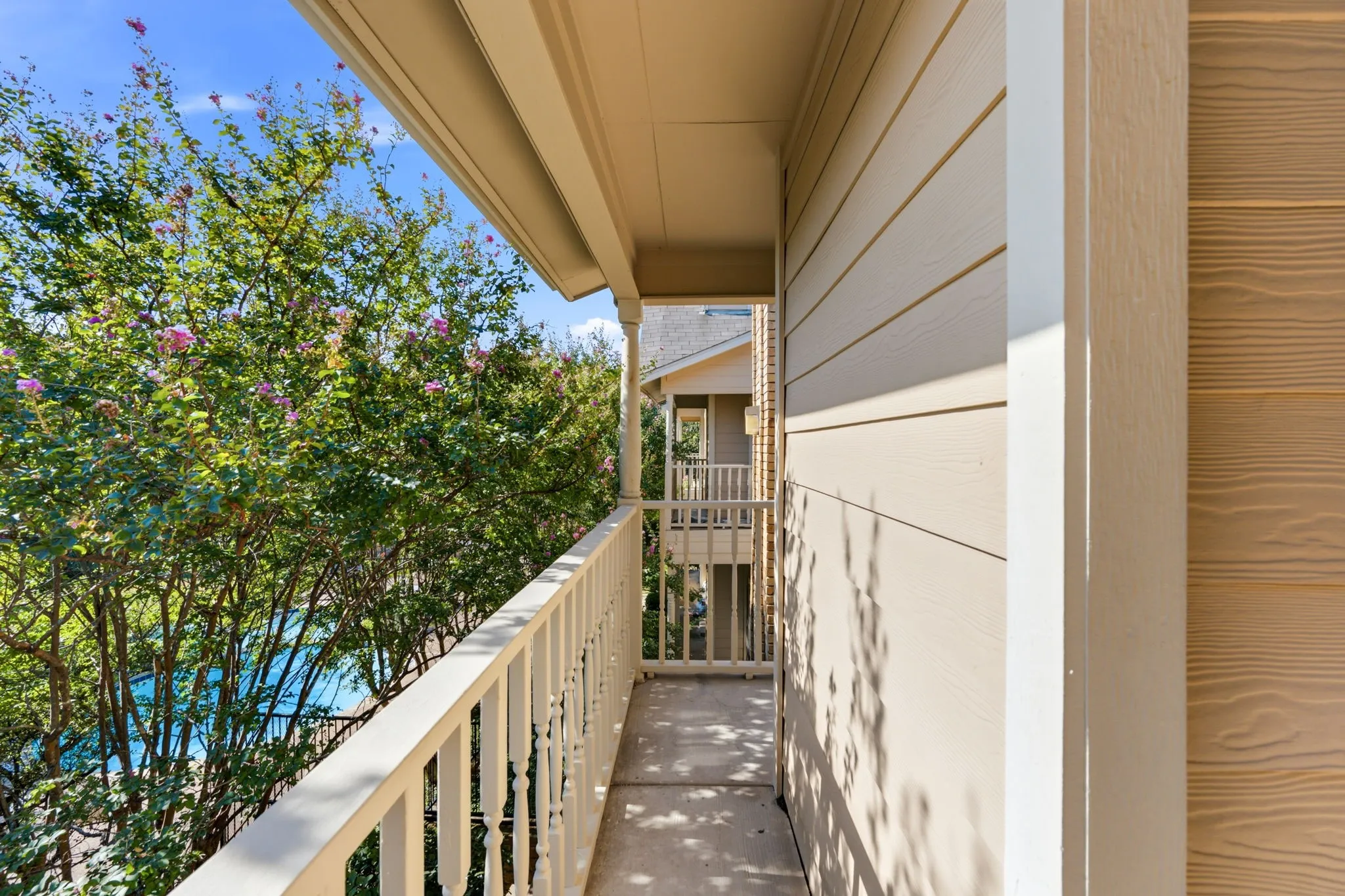 Condominium For Rent in Dallas County , 14333 Preston Road 1704, Dallas, Texas 75254, 2 Bedroom, 3 Bathroom, Garage spaces, 1,221 Sqft, built in 1982, mls#21383196, Real Estate Agent in Dallas, Homes For Rent in Dallas county, Homes For Rent in Dallas, Realtor in Dallas Texas, Real Estate Brokerage Independent Realty Texas, Luminita Cordes Realtor