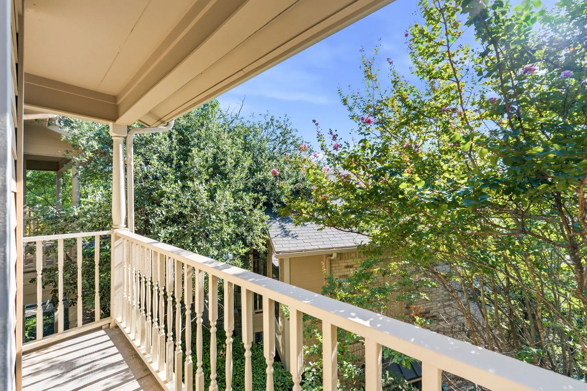 Condominium For Rent in Dallas County , 14333 Preston Road 1704, Dallas, Texas 75254, 2 Bedroom, 3 Bathroom, Garage spaces, 1,221 Sqft, built in 1982, mls#21383196, Real Estate Agent in Dallas, Homes For Rent in Dallas county, Homes For Rent in Dallas, Realtor in Dallas Texas, Real Estate Brokerage Independent Realty Texas, Luminita Cordes Realtor