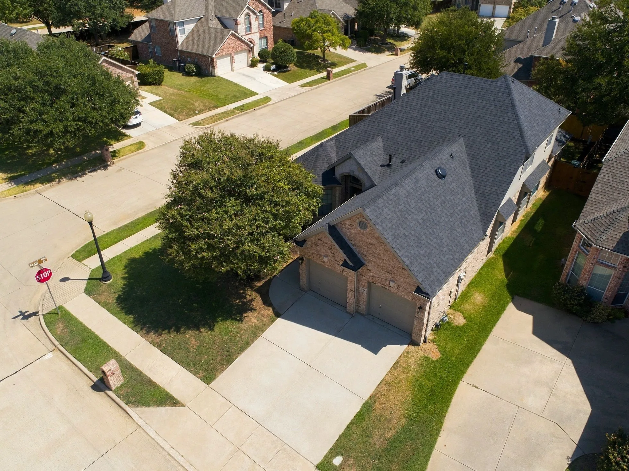 Single Family Residence For Sale in Denton County , 3628 Andrea Drive, Flower Mound, Texas 75022, 4 Bedroom, 3 Bathroom, 2 Garage spaces, 2,424 Sqft, built in 2004, mls#21381204, Real Estate Agent in Flower Mound, Homes For Sale in Denton county, Homes For Sale in Flower Mound, Realtor in Flower Mound Texas, Real Estate Brokerage Independent Realty Texas, Luminita Cordes Realtor