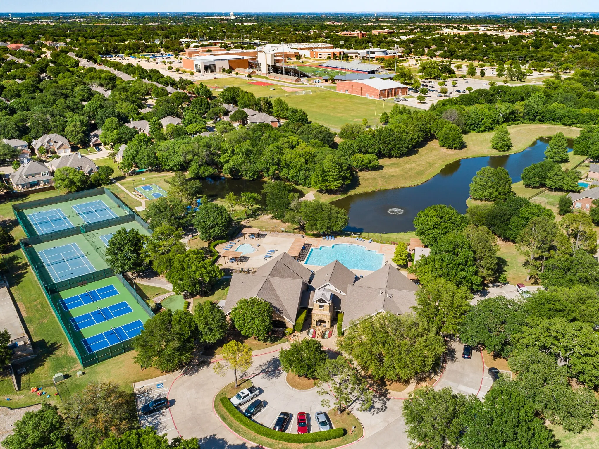 Single Family Residence For Sale in Denton County , 3628 Andrea Drive, Flower Mound, Texas 75022, 4 Bedroom, 3 Bathroom, 2 Garage spaces, 2,424 Sqft, built in 2004, mls#21381204, Real Estate Agent in Flower Mound, Homes For Sale in Denton county, Homes For Sale in Flower Mound, Realtor in Flower Mound Texas, Real Estate Brokerage Independent Realty Texas, Luminita Cordes Realtor