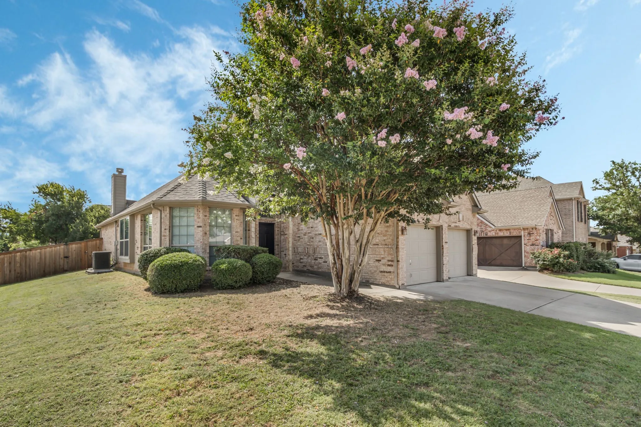 Single Family Residence For Sale in Denton County , 3628 Andrea Drive, Flower Mound, Texas 75022, 4 Bedroom, 3 Bathroom, 2 Garage spaces, 2,424 Sqft, built in 2004, mls#21381204, Real Estate Agent in Flower Mound, Homes For Sale in Denton county, Homes For Sale in Flower Mound, Realtor in Flower Mound Texas, Real Estate Brokerage Independent Realty Texas, Luminita Cordes Realtor