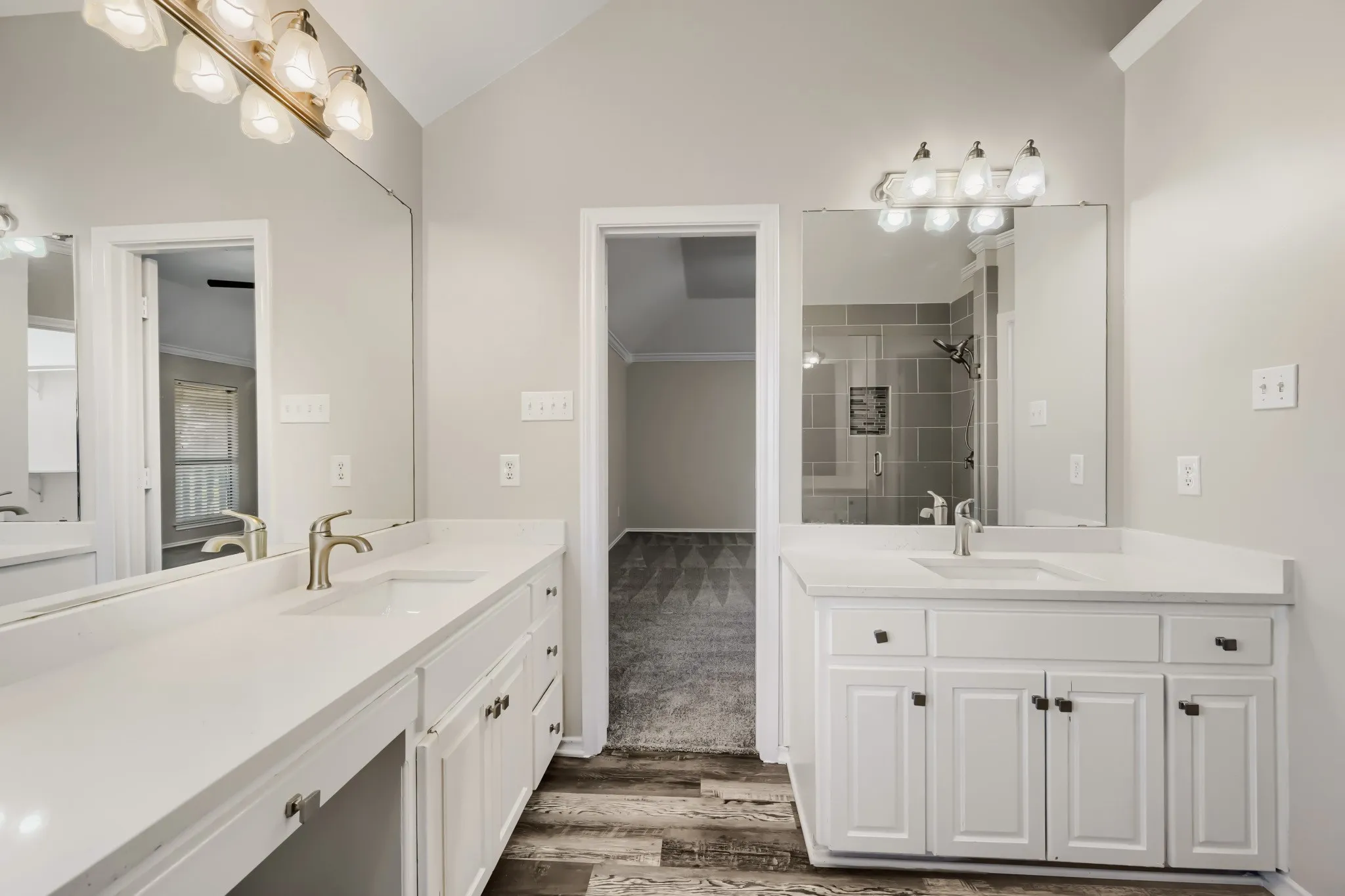 Single Family Residence For Sale in Dallas County , 100 Coventry Court, Irving, Texas 75061, 3 Bedroom, 3 Bathroom, 2 Garage spaces, 2,429 Sqft, built in 1986, mls#21261756, Real Estate Agent in Irving, Homes For Sale in Dallas county, Homes For Sale in Irving, Realtor in Irving Texas, Real Estate Brokerage Independent Realty Texas, Luminita Cordes Realtor