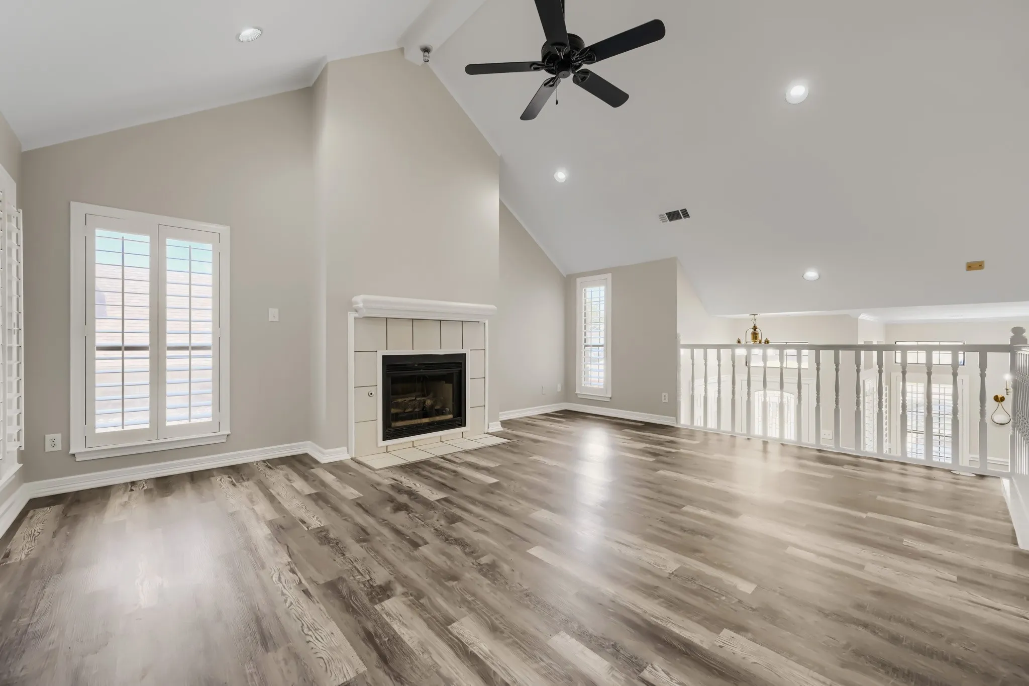 Single Family Residence For Sale in Dallas County , 100 Coventry Court, Irving, Texas 75061, 3 Bedroom, 3 Bathroom, 2 Garage spaces, 2,429 Sqft, built in 1986, mls#21261756, Real Estate Agent in Irving, Homes For Sale in Dallas county, Homes For Sale in Irving, Realtor in Irving Texas, Real Estate Brokerage Independent Realty Texas, Luminita Cordes Realtor